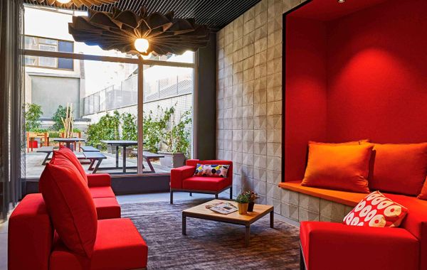 ibis Barcelona Glories 22