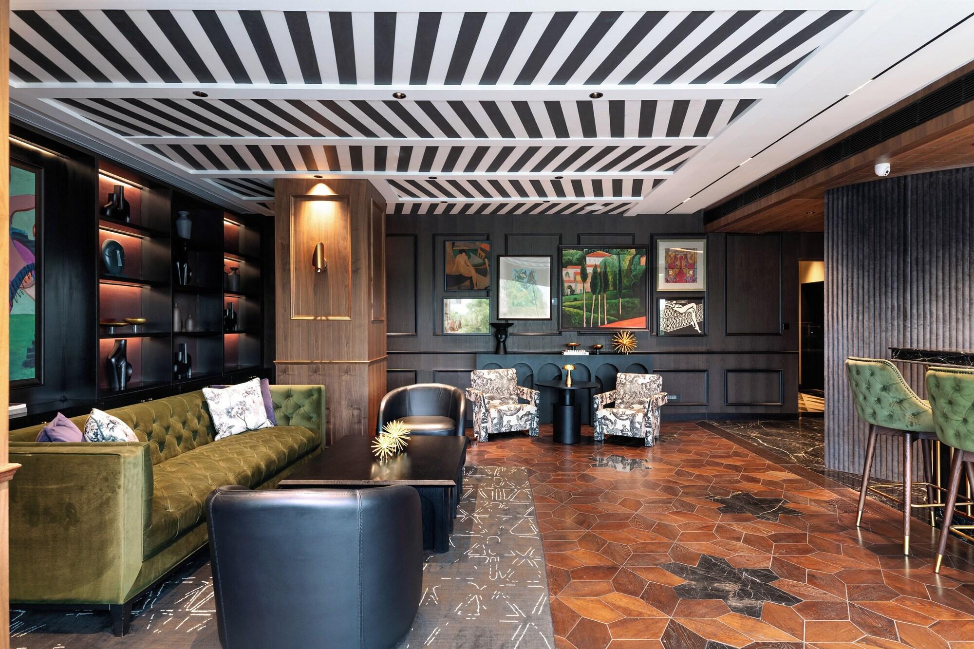 Bar/Salón Parallel Hotel Udaipur, a member of Radisson Individuals