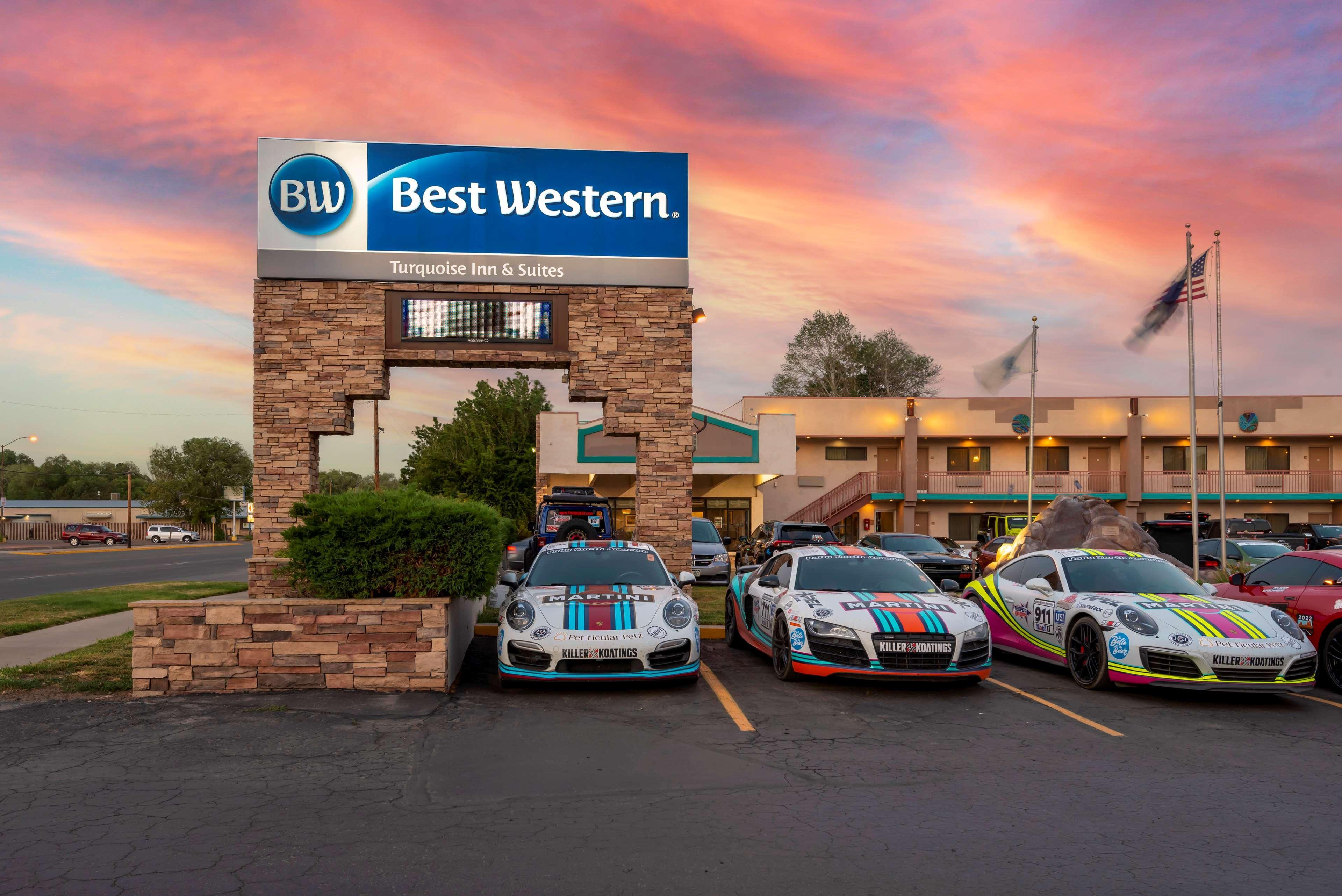 Varios Best Western Turquoise Inn & Suites
