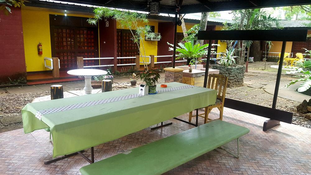 Restaurant Palawan Village Hotel