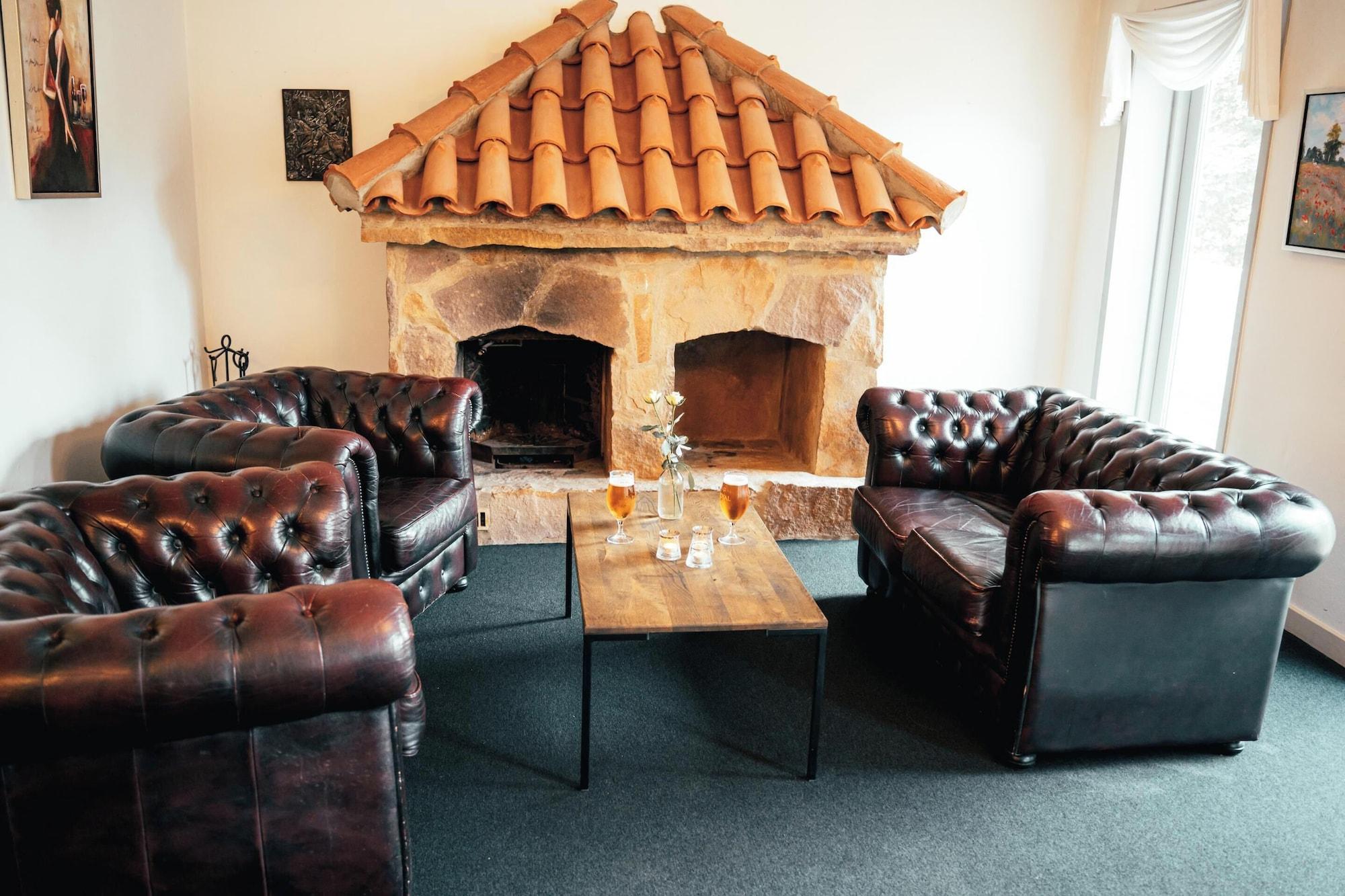 Bar/Salón Dronninglund Hotel