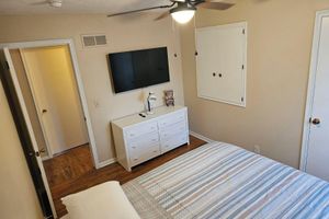 Alquiler Vacacional - West Omaha home. clean, nice & safe ! Near a park