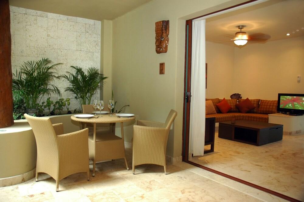 Hotel Maya Villa Condo Hotel