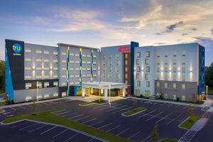 Alojamiento - Hampton Inn & Suites Charlotte Airport Lake Pointe