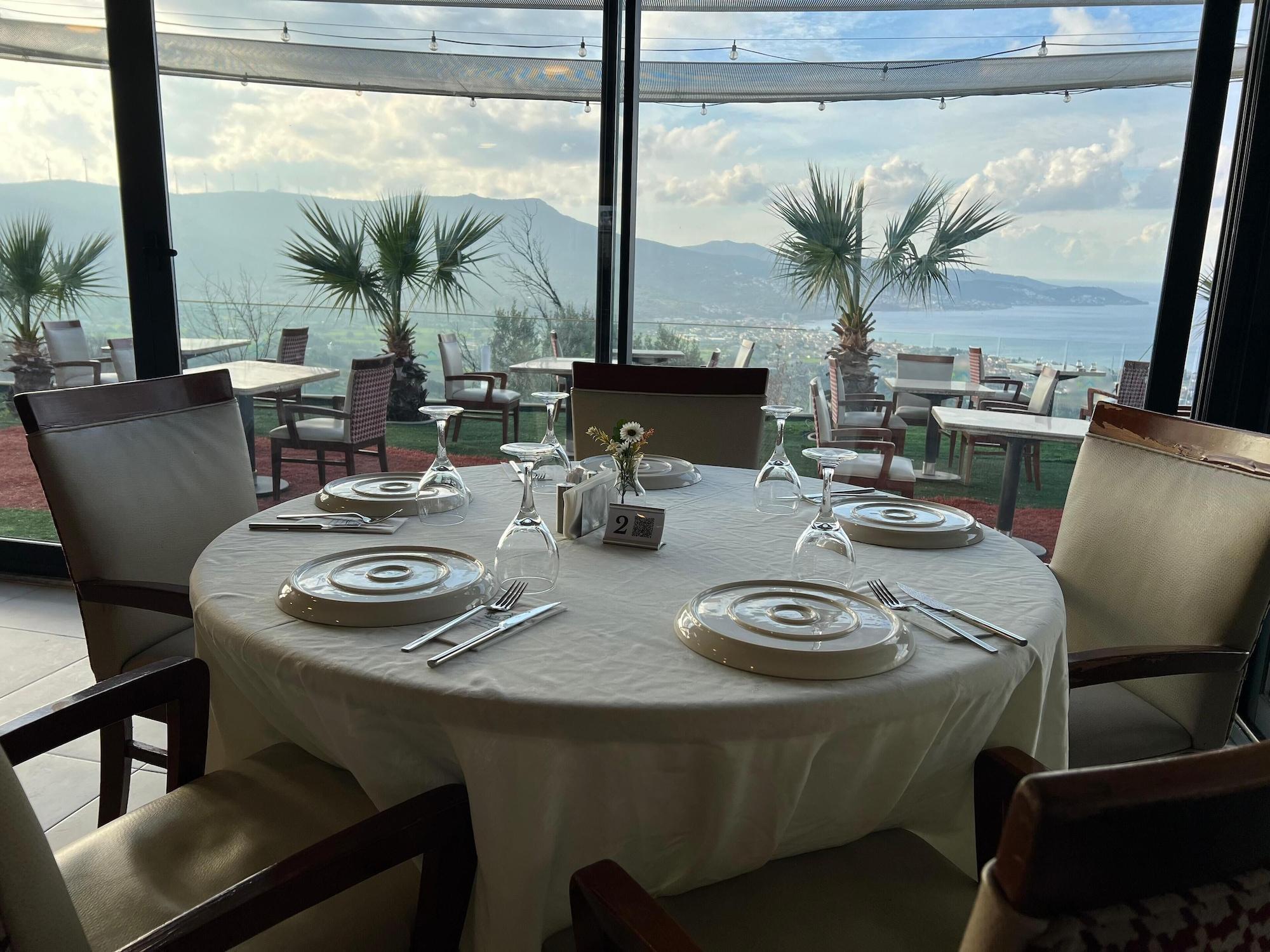 Restaurant Reva Miami Hotel Restaurant SPA