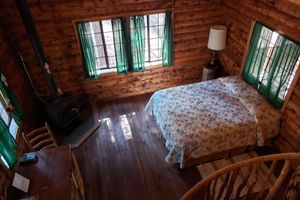Alquiler Vacacional - Circle Pine Ranch-"The Real Log Cabin Experience"