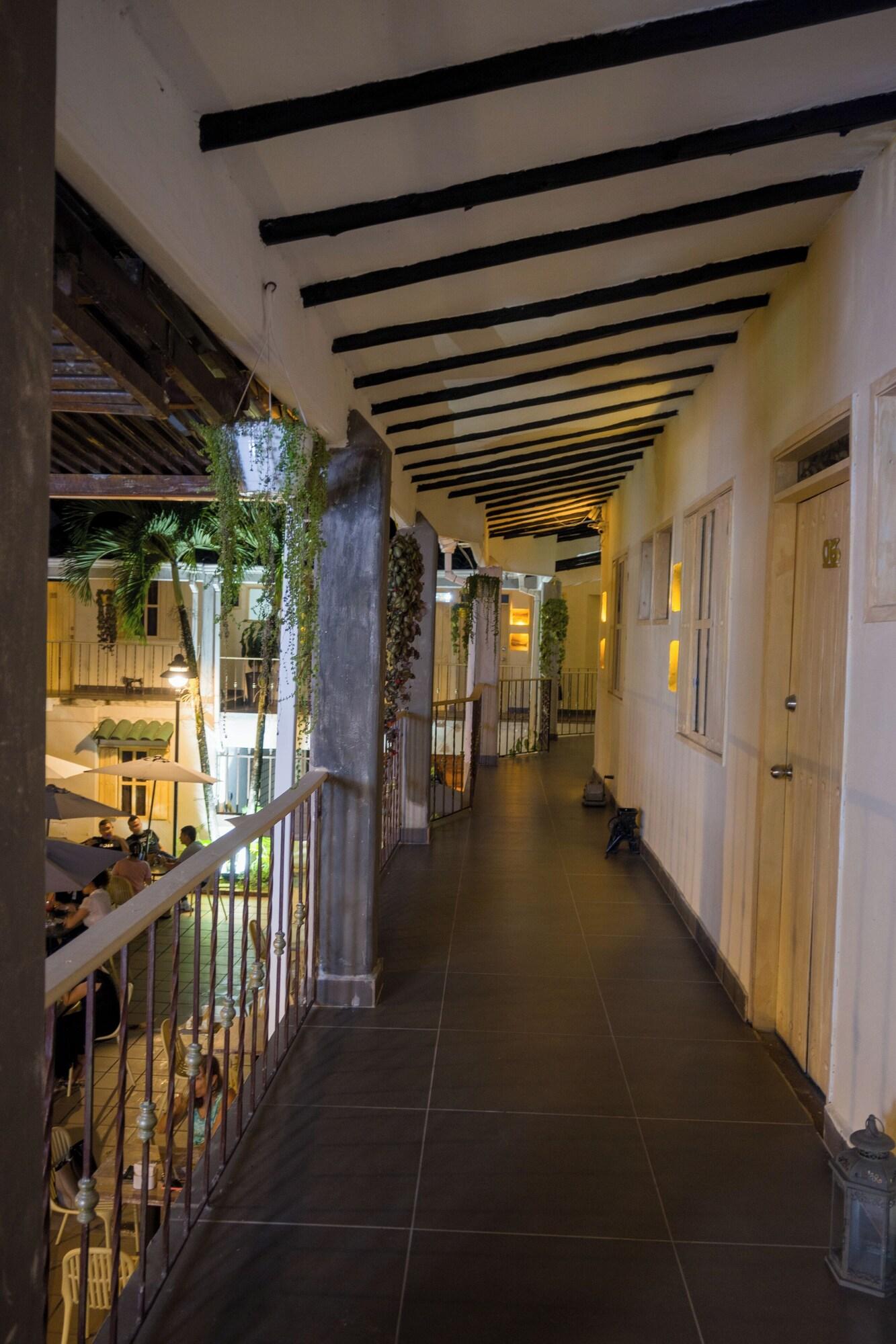 Varios Hotel Corona Real