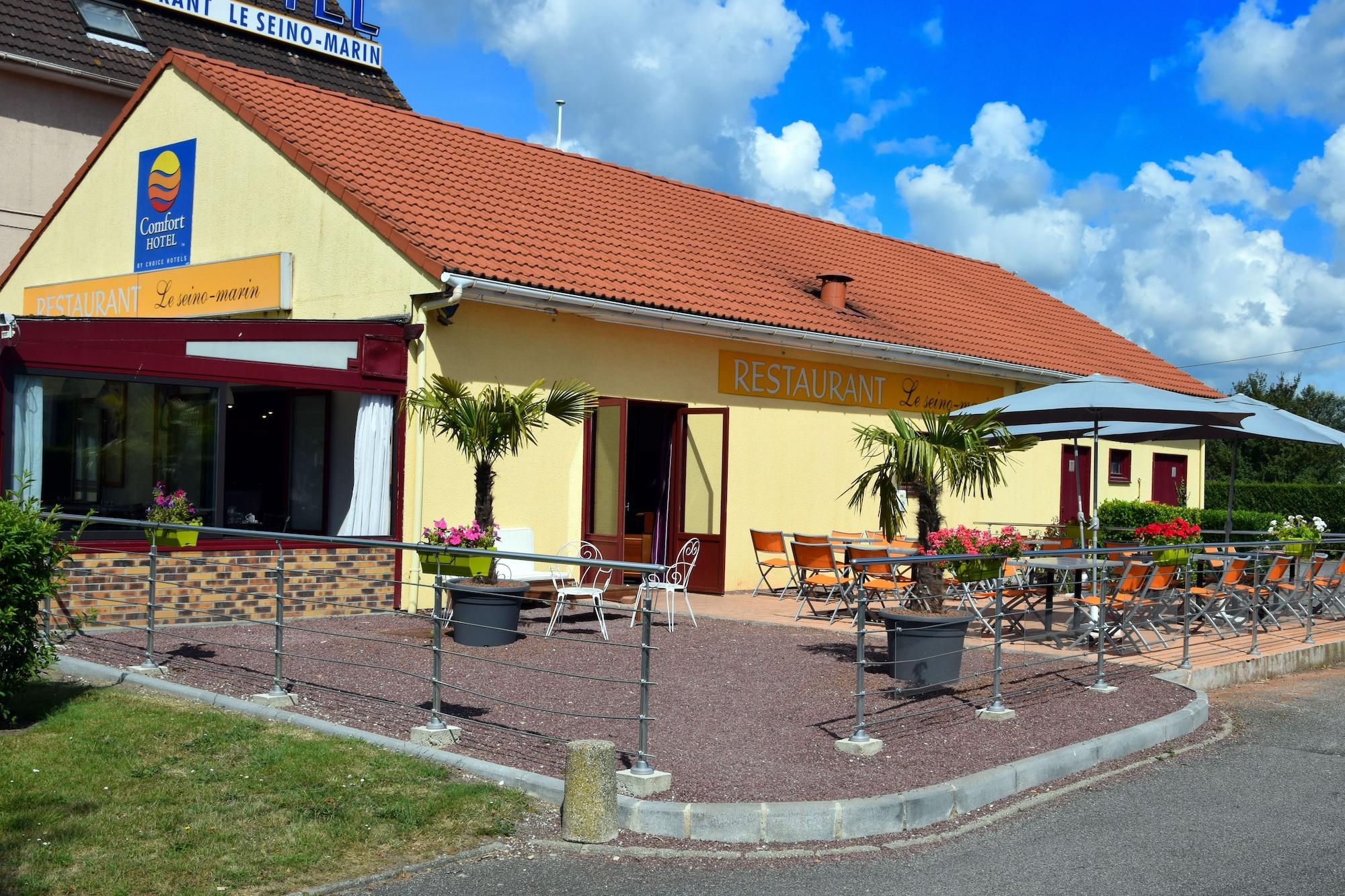 Restaurant Contact Hotel Le Seino Marin