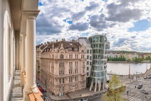 Alojamiento - River Dance Suites by Adrez