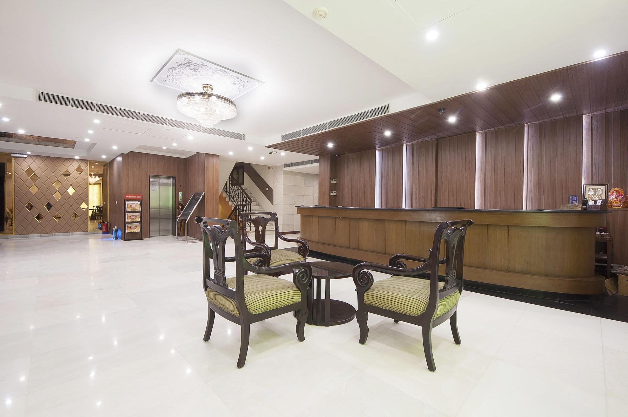 Vista Lobby Hotel Regent Continental