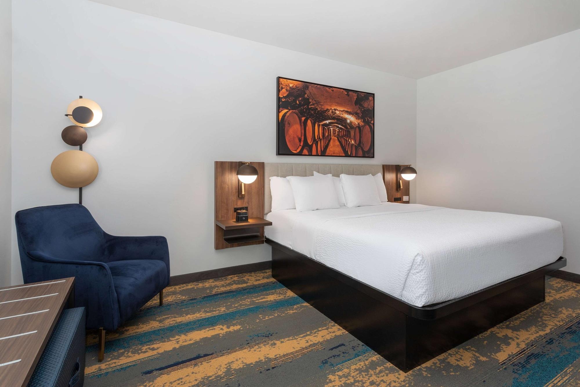 Habitación La Quinta Inn & Suites By Wyndham Galt Lodi North