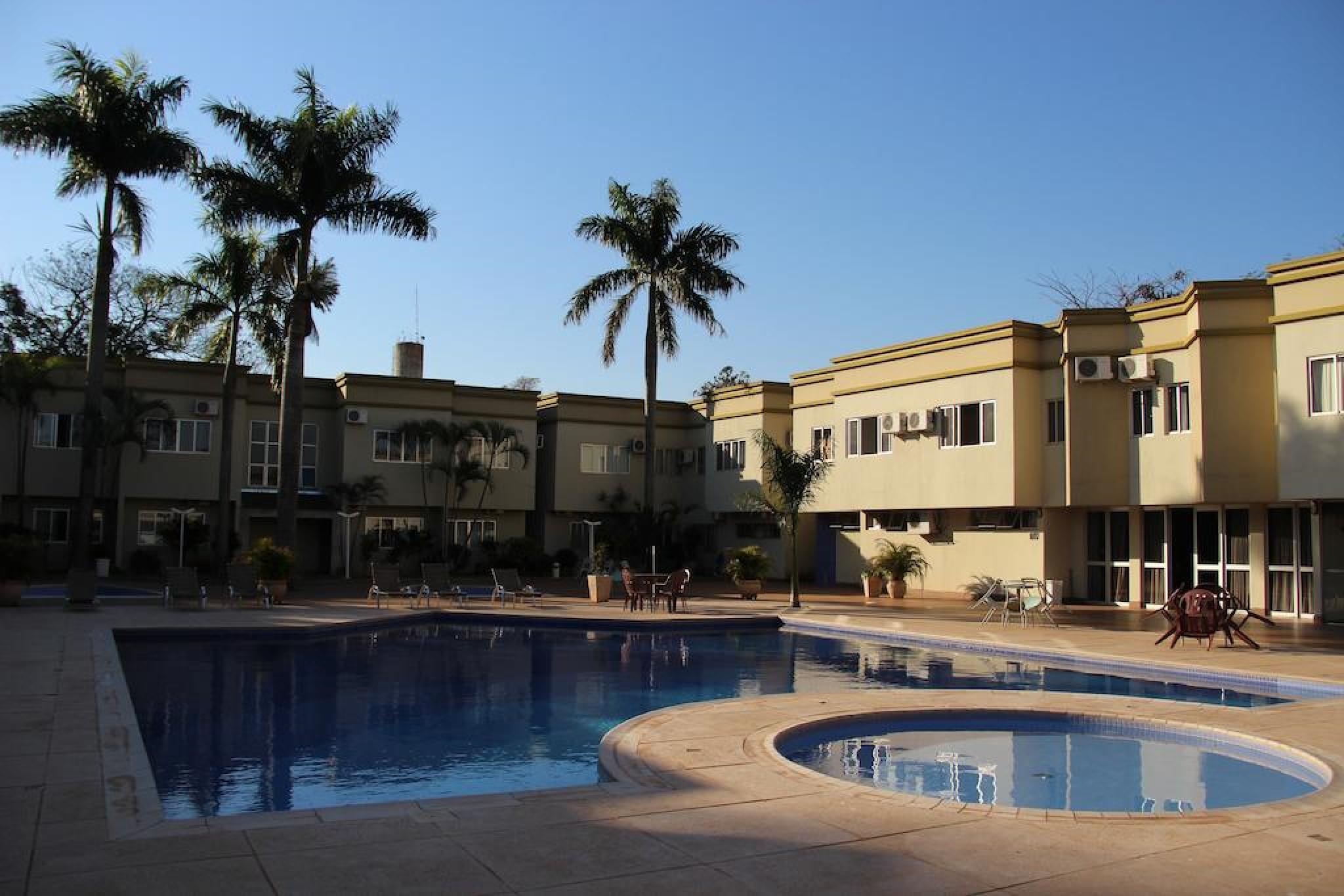 Vista Exterior Muffato Plaza Hotel