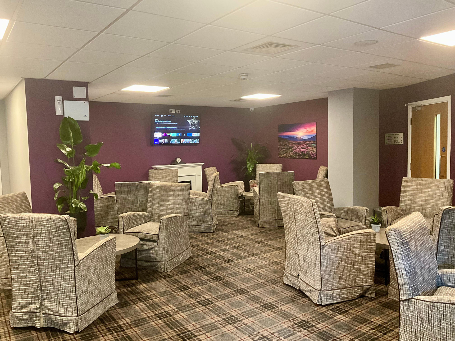 Vista Lobby Britannia Hotel Edinburgh
