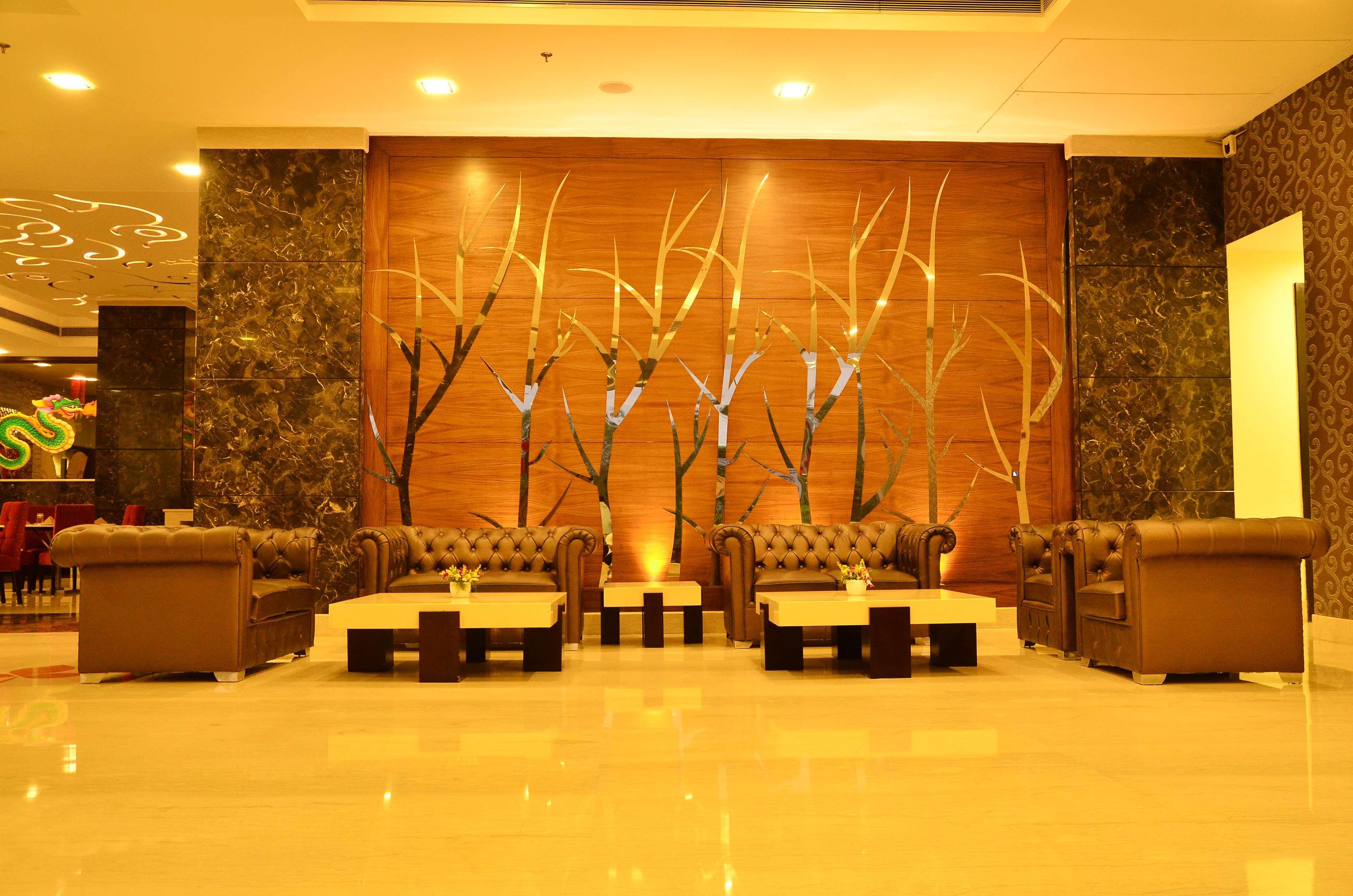 Vista Lobby Ramada by Wyndham Jamshedpur