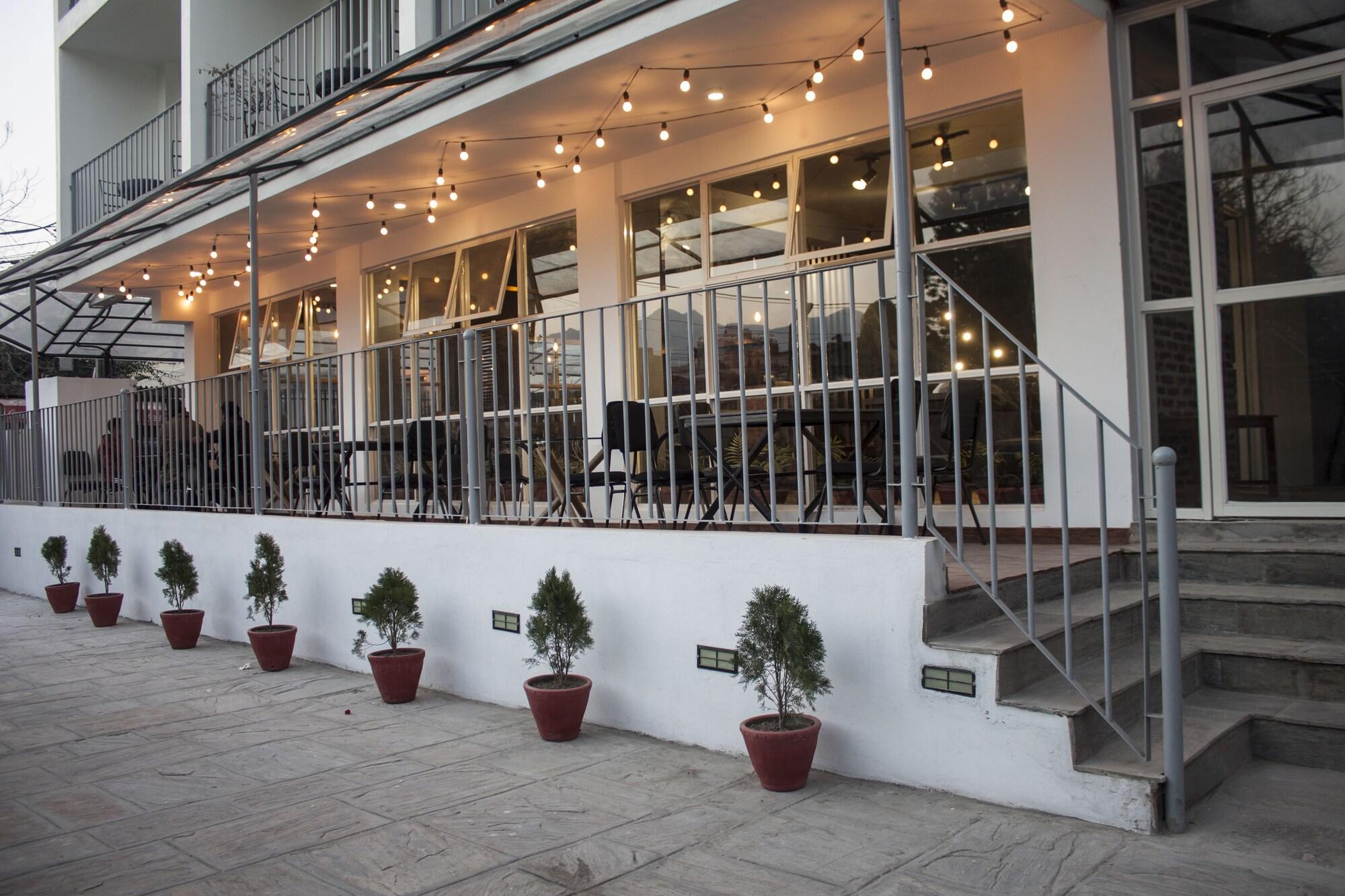 Vista Lobby Indsu Home