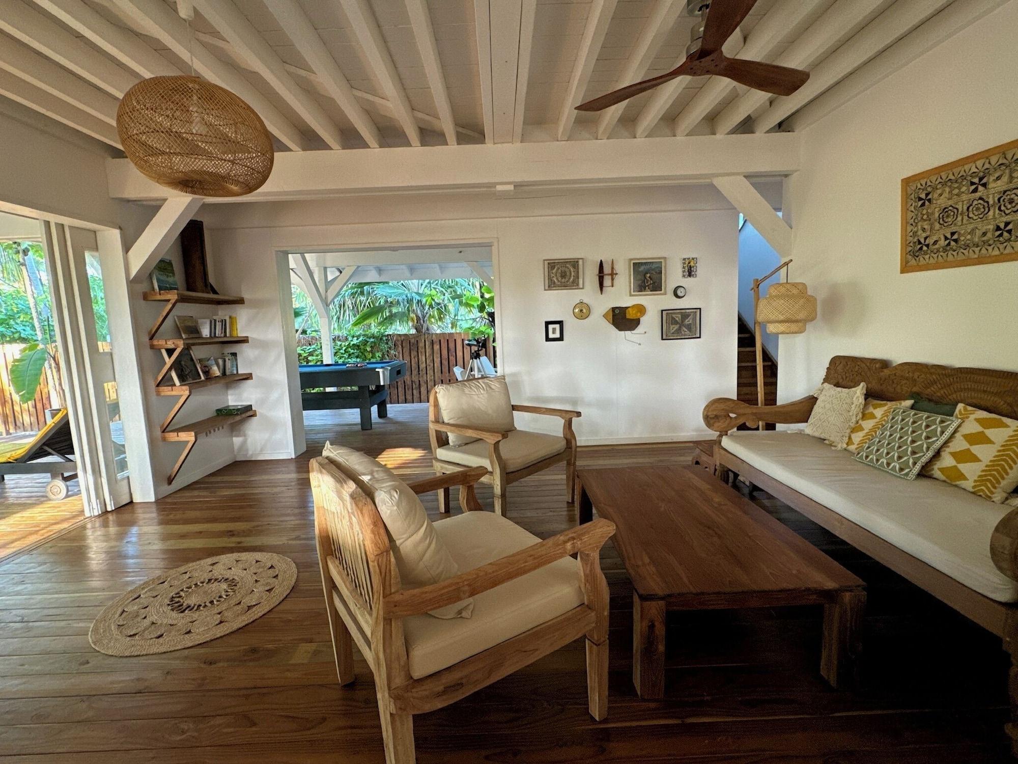 Varios Le Coconut Lodge