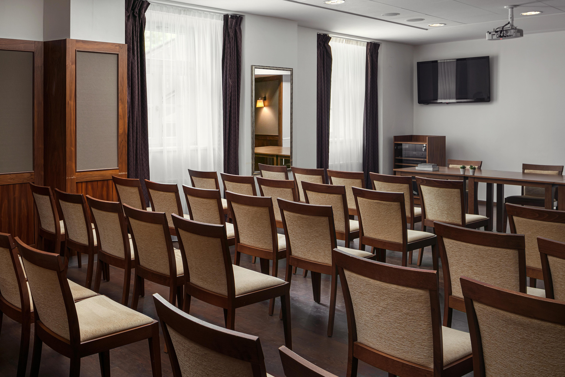 Centro de Negocios Harvey Spa Hotel