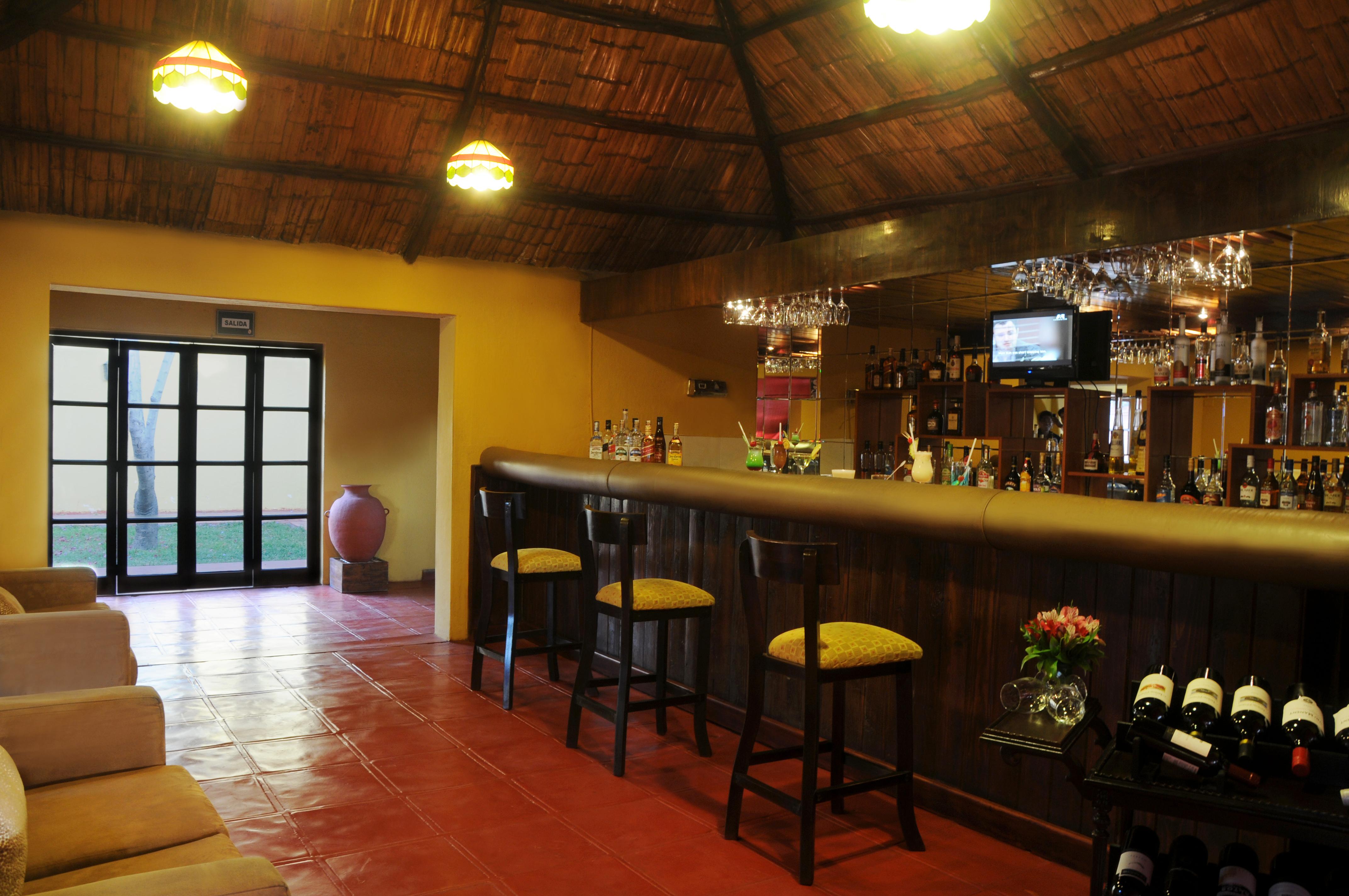 Bar/lounge BTH Hotel Arequipa Lake