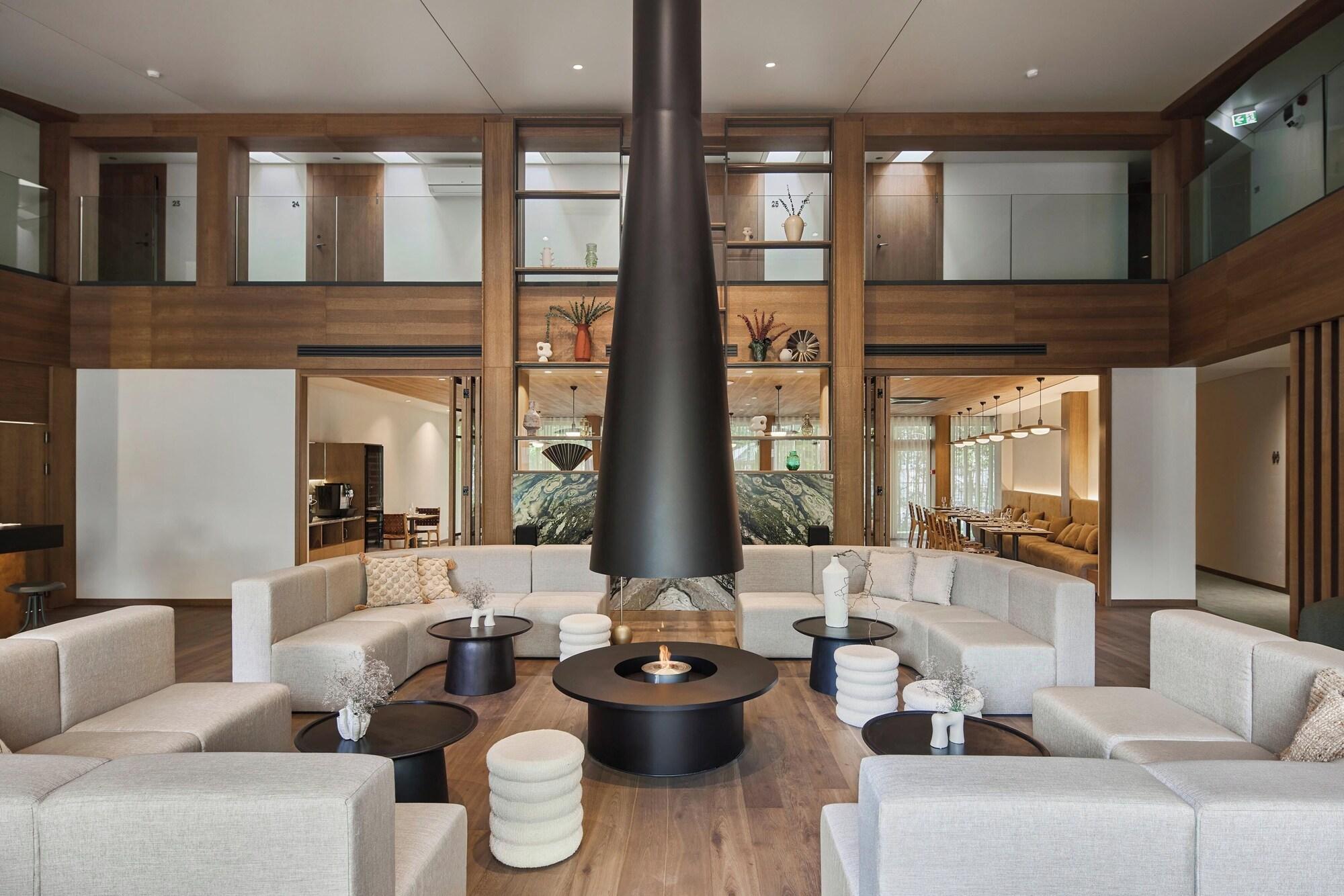 Vista Lobby Monist by SPA VILNIUS