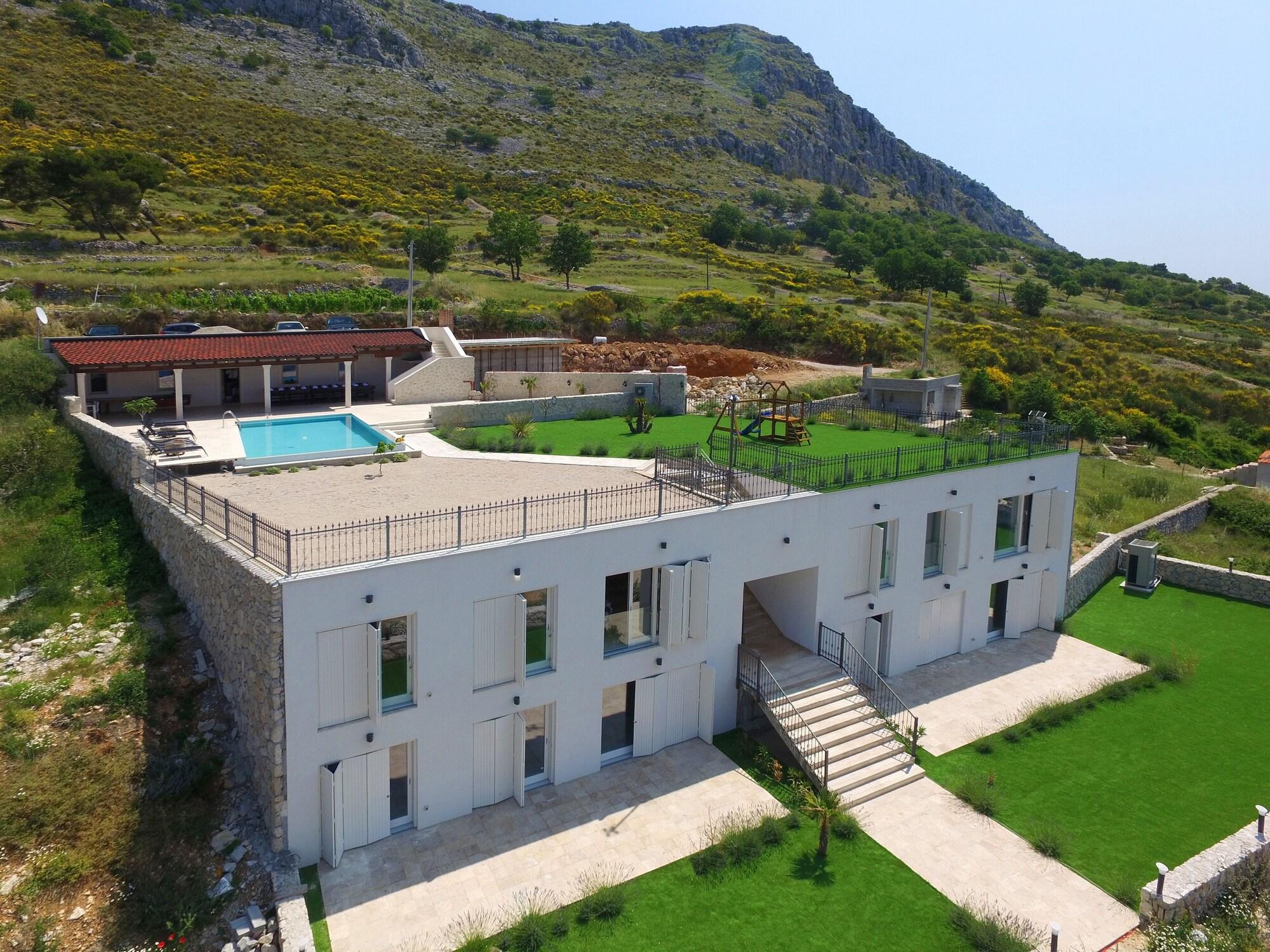 Varios View 4 You Apartments
