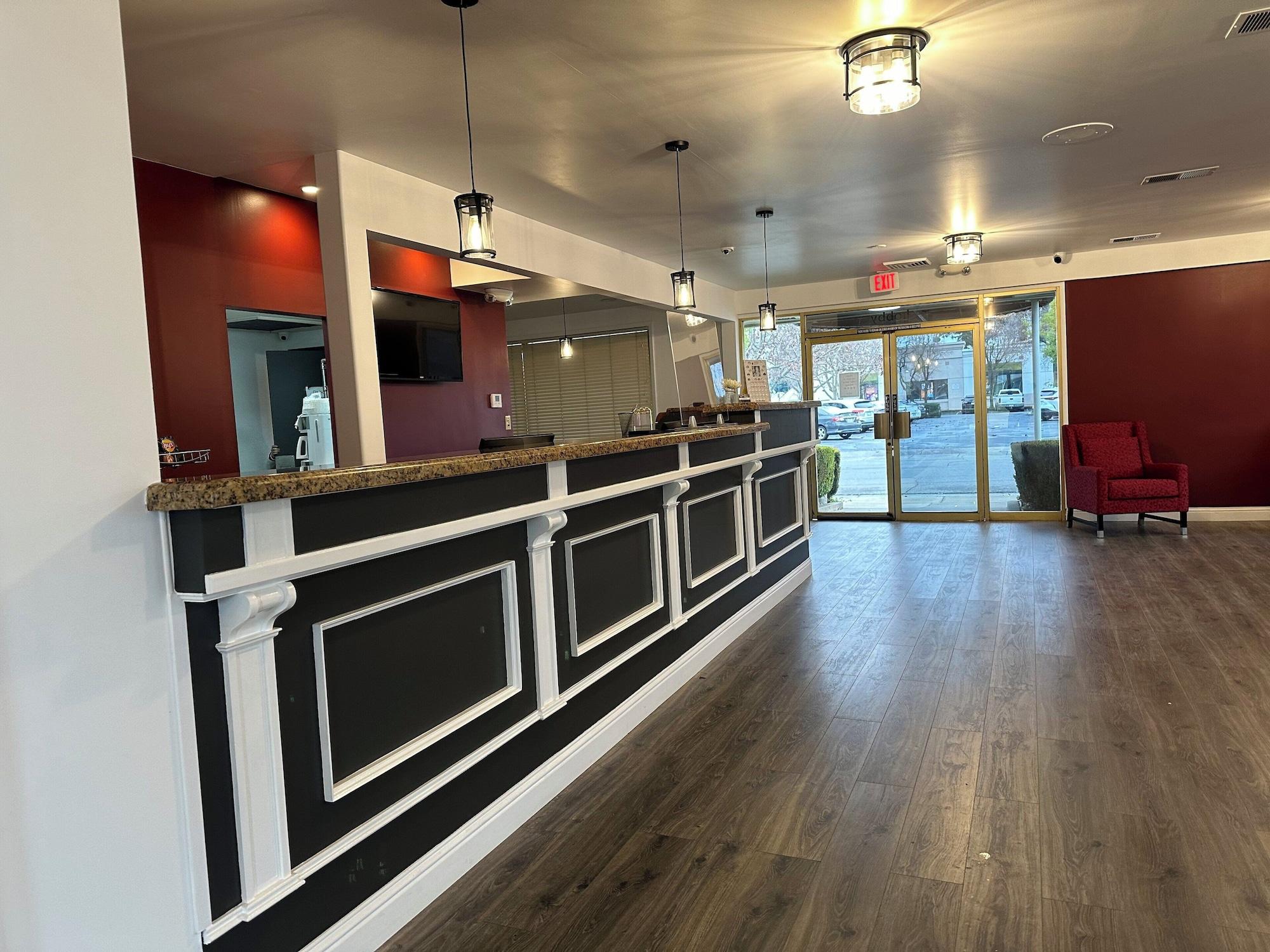 Vista Lobby HomeTowne Studios by Red Roof Yuba City Bonanza – Marysville