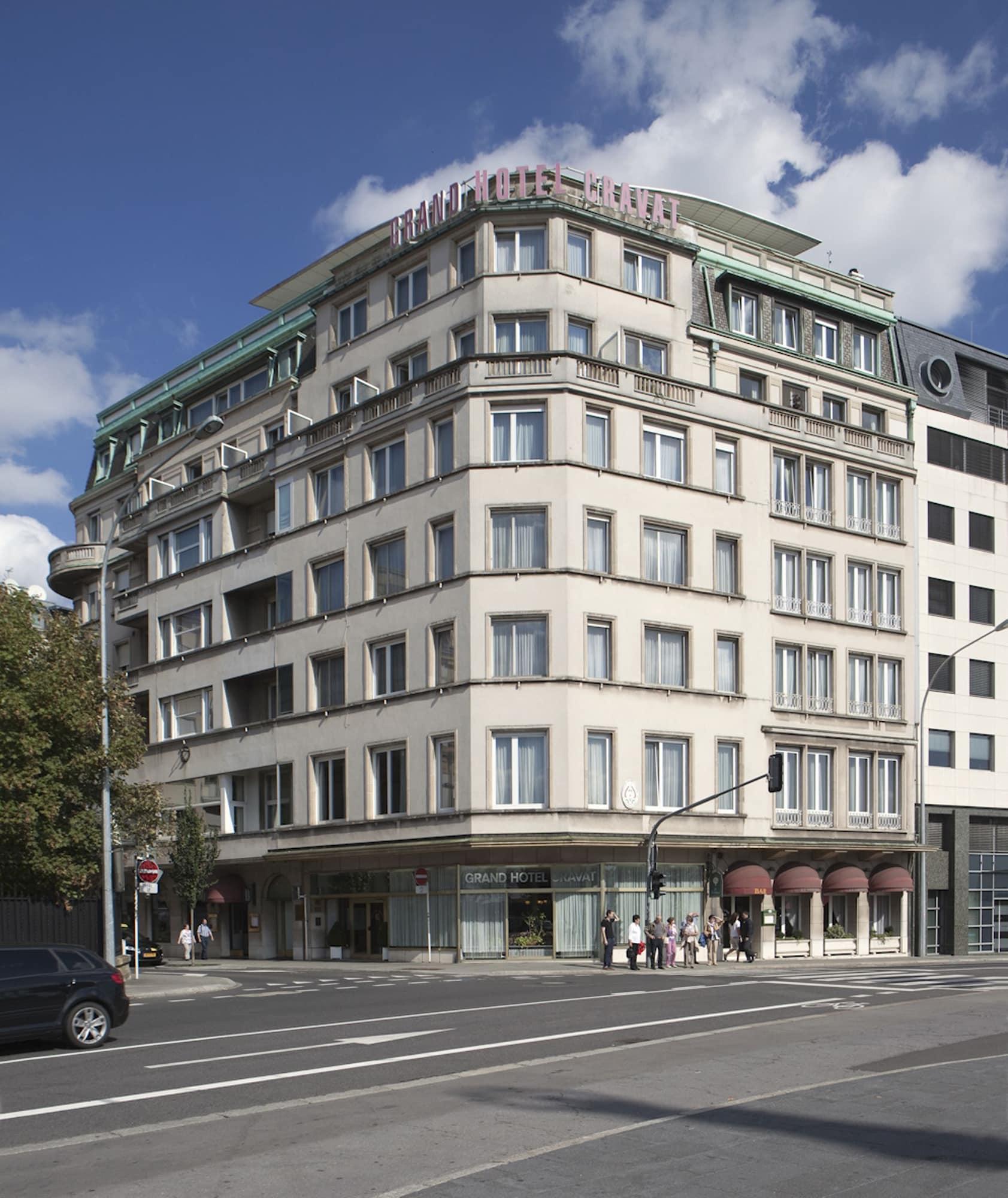 Vista Exterior Grand Hotel Cravat