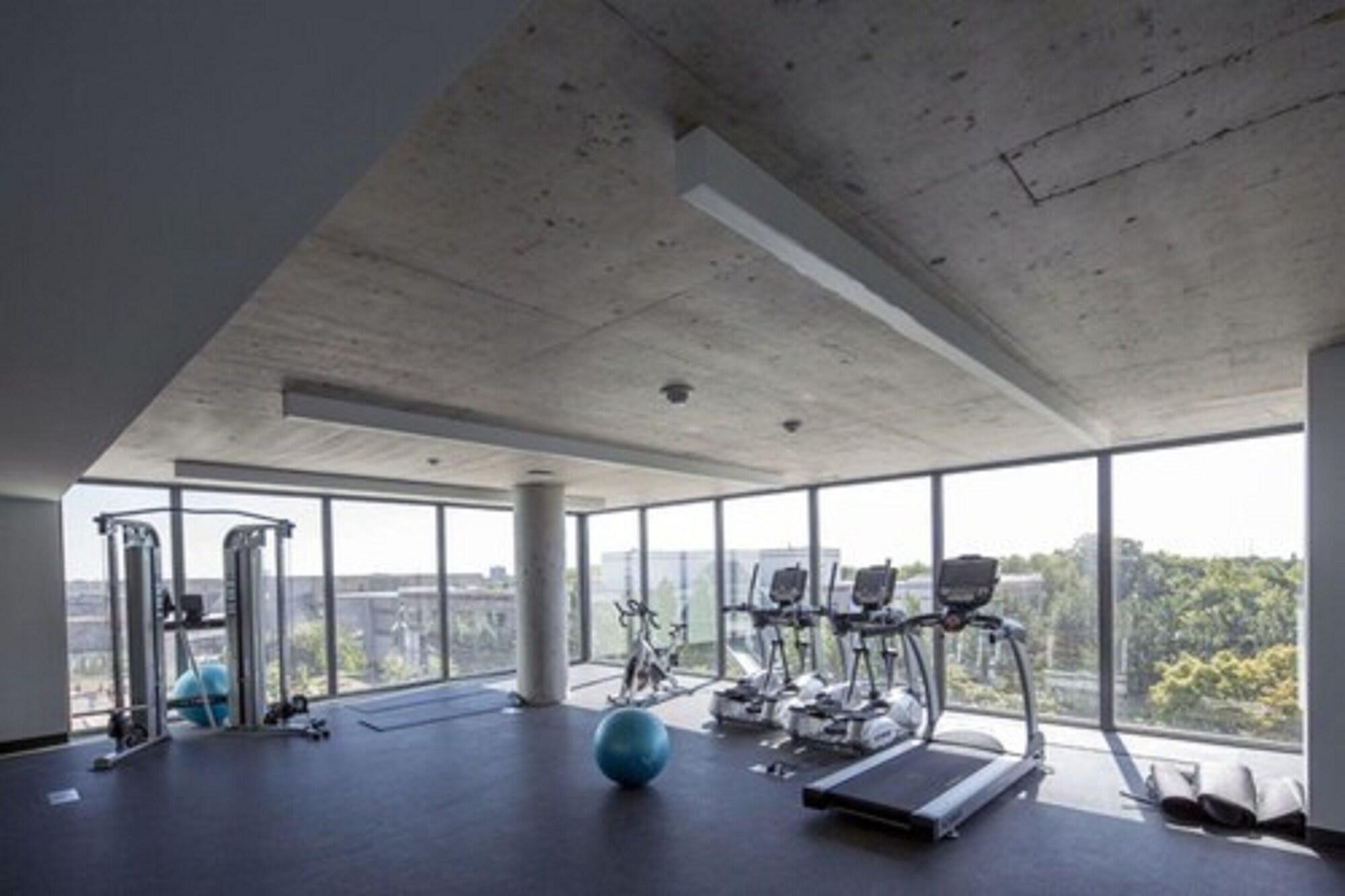 Gimnasio Centennial Place Student Residence Scarborough
