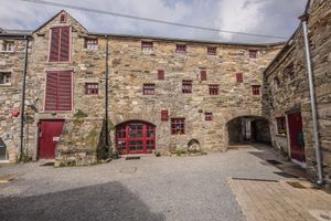 Alojamiento - The Old Mill Holiday Hostel