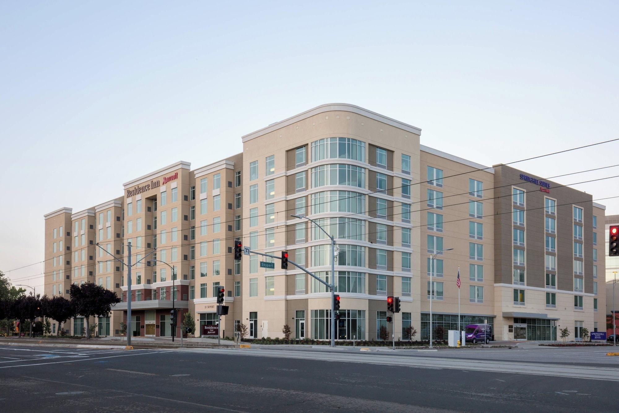 Vista Exterior SpringHill Suites by Marriott San Jose Airport