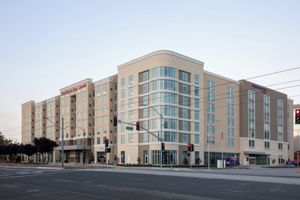 Alojamiento - SpringHill Suites by Marriott San Jose Airport