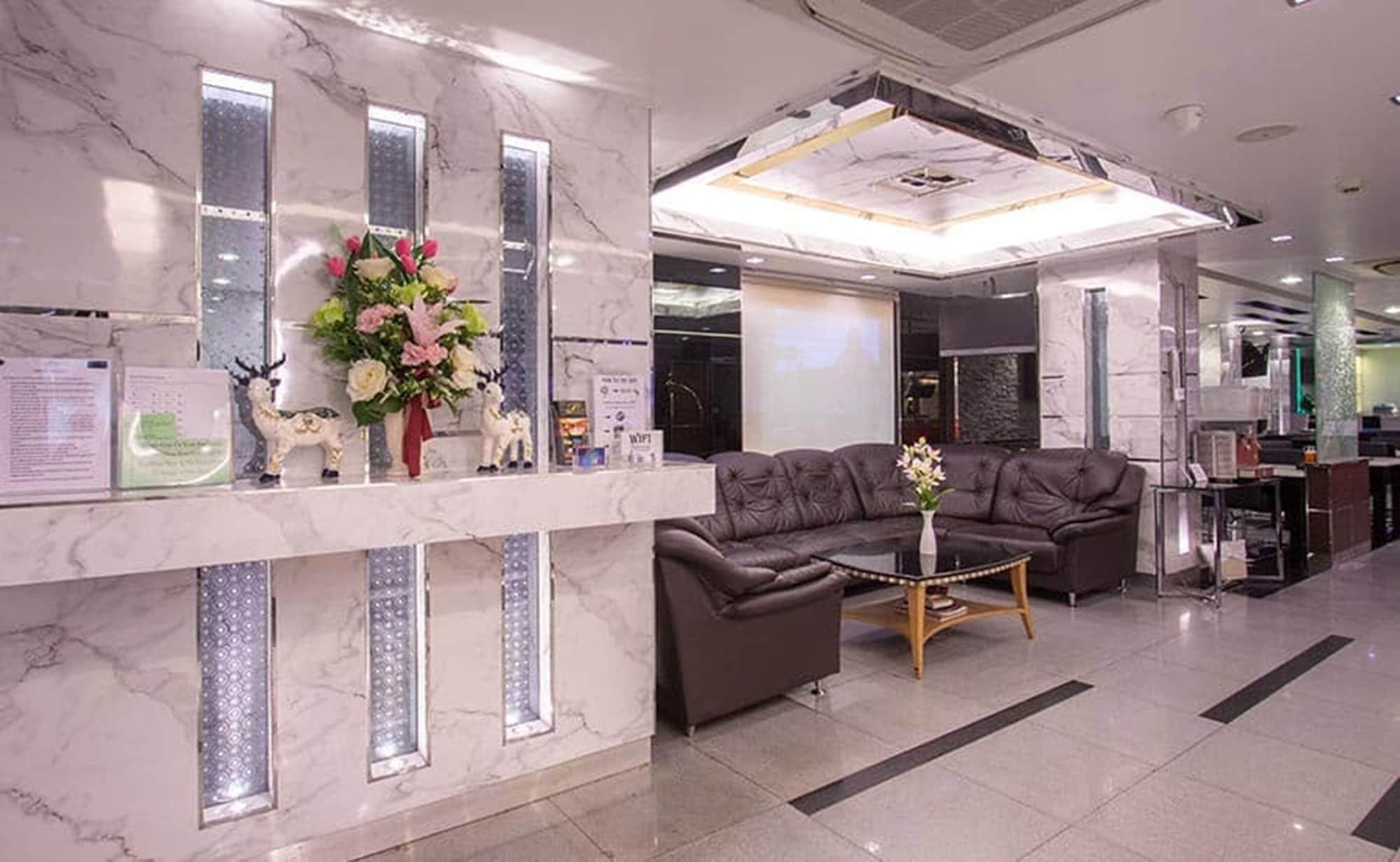 Vista Lobby Gusto Hotel Pratunam