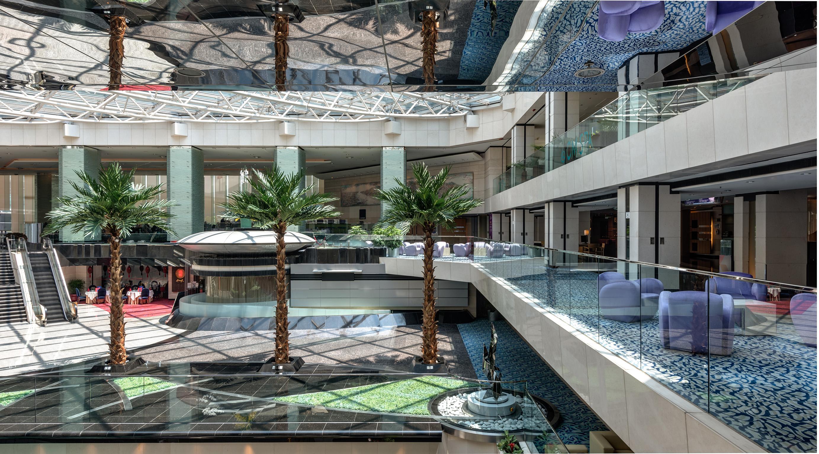 Vista Lobby Regal Airport Hotel