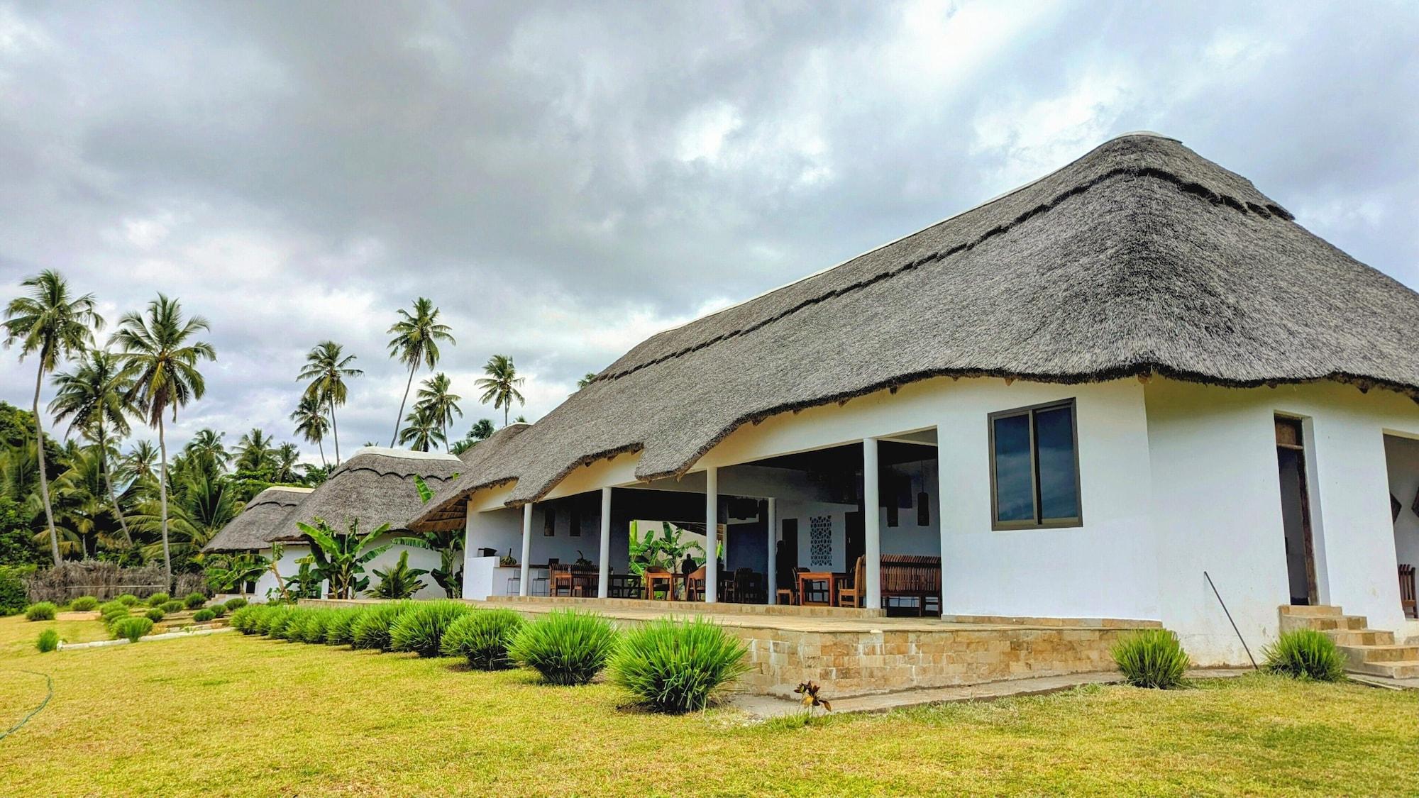 Restaurant Waterfall Retreat