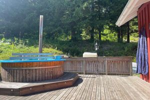 Alquiler Vacacional - Secluded Forest Stay With Annex