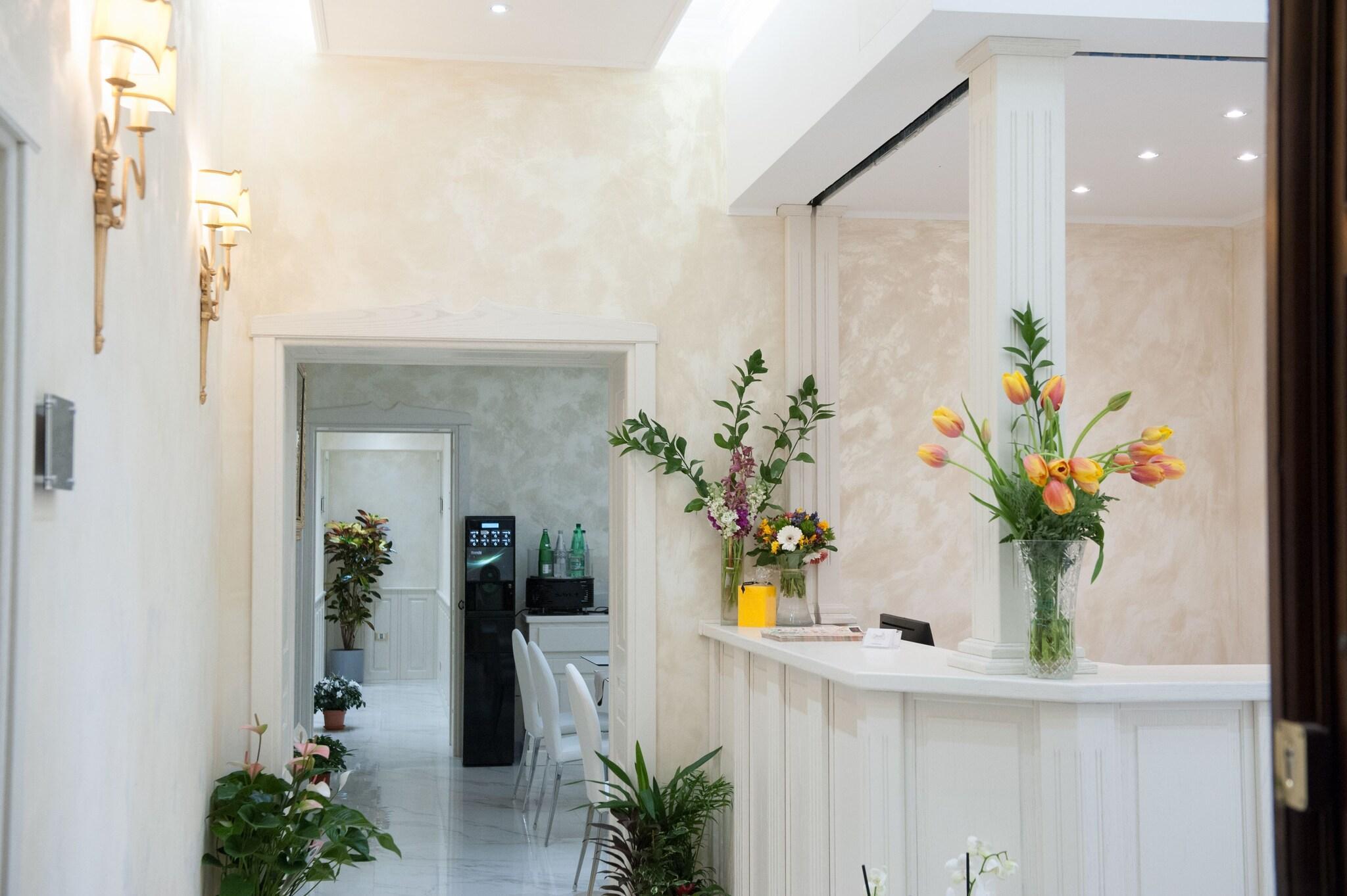Vista Lobby Maison Tritone