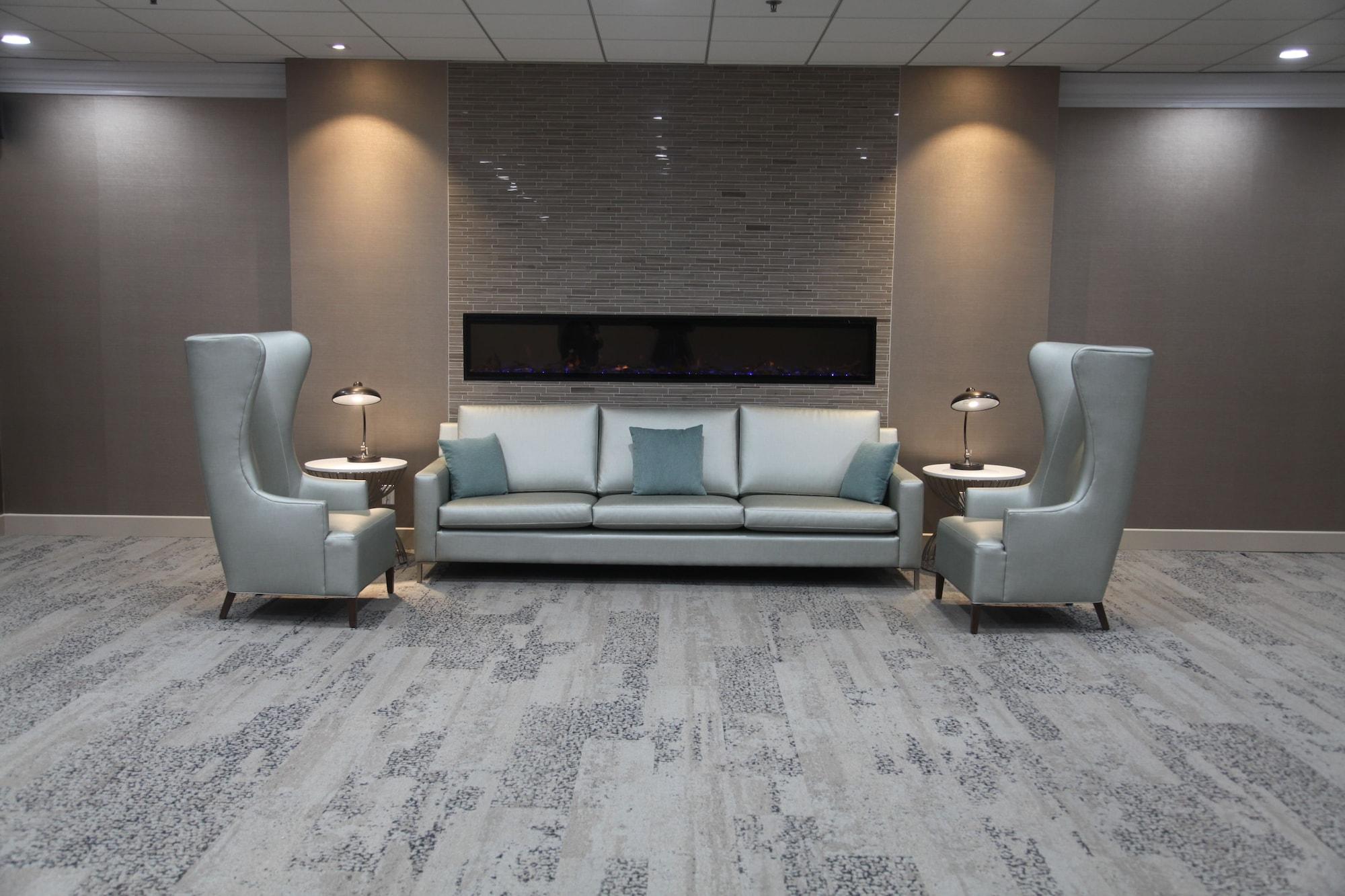 Vista Lobby Four Points by Sheraton Toronto Airport