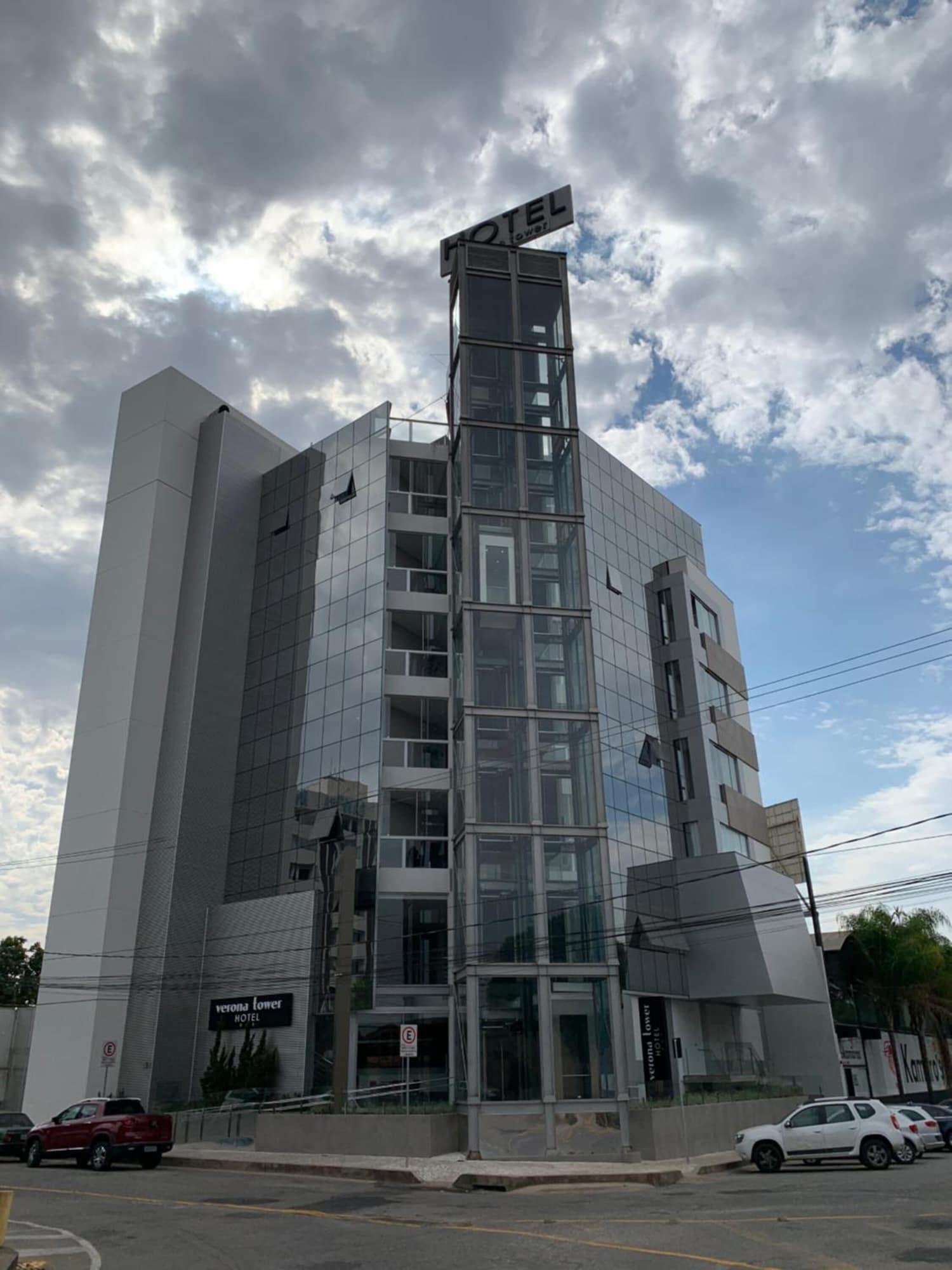 Vista Exterior Hotel Verona Tower