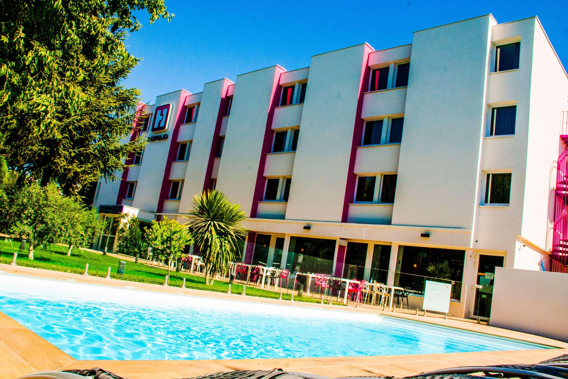 Vista Exterior Best Western Hotelio Montpellier Sud