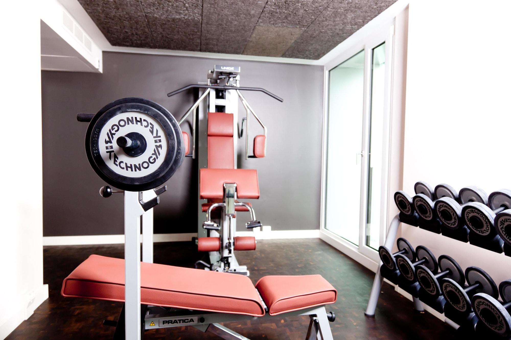 Gimnasio SAKS Urban Design Hotel Kaiserslautern
