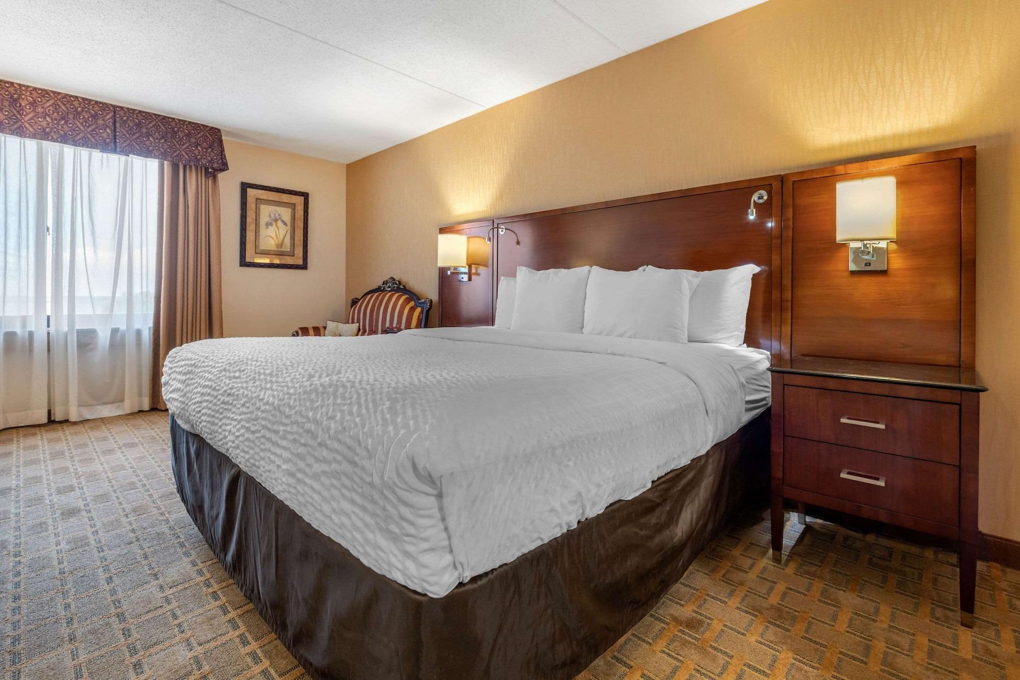 Habitación Clarion Hotel Conference Center on Lake Erie