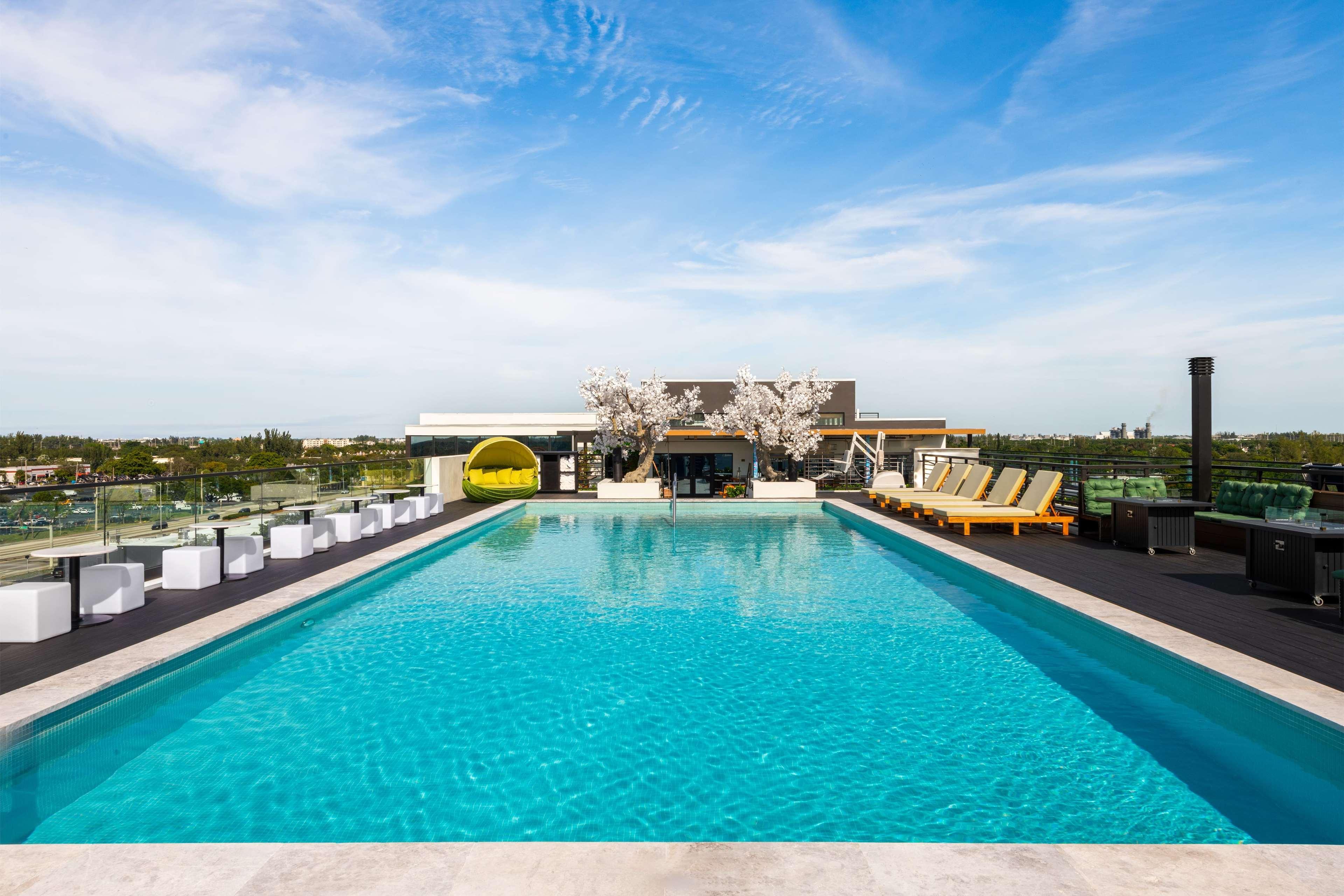 Vista Piscina Dolce by Wyndham Hollywood