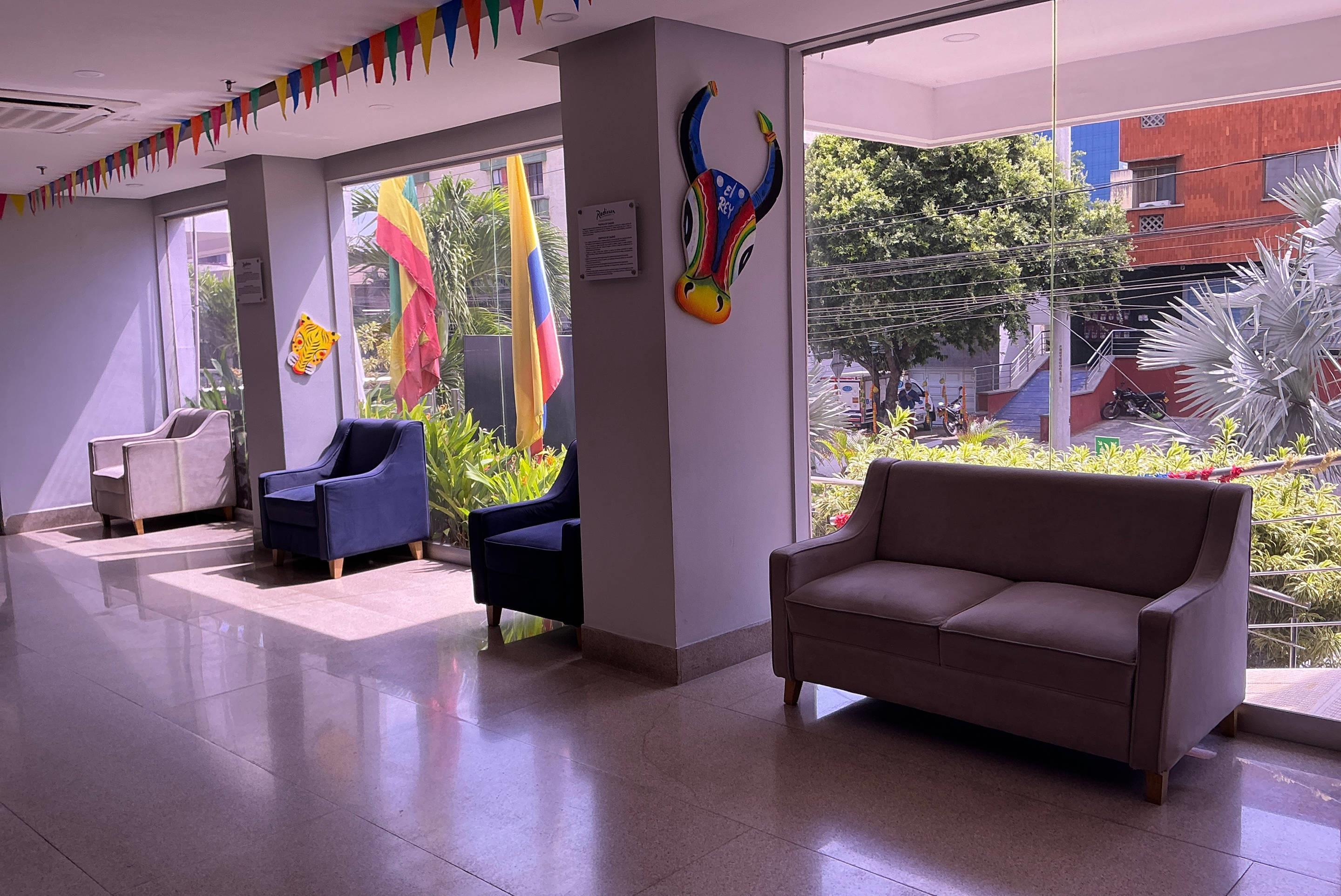 Vista Lobby Radisson Hotel Diamond Barranquilla