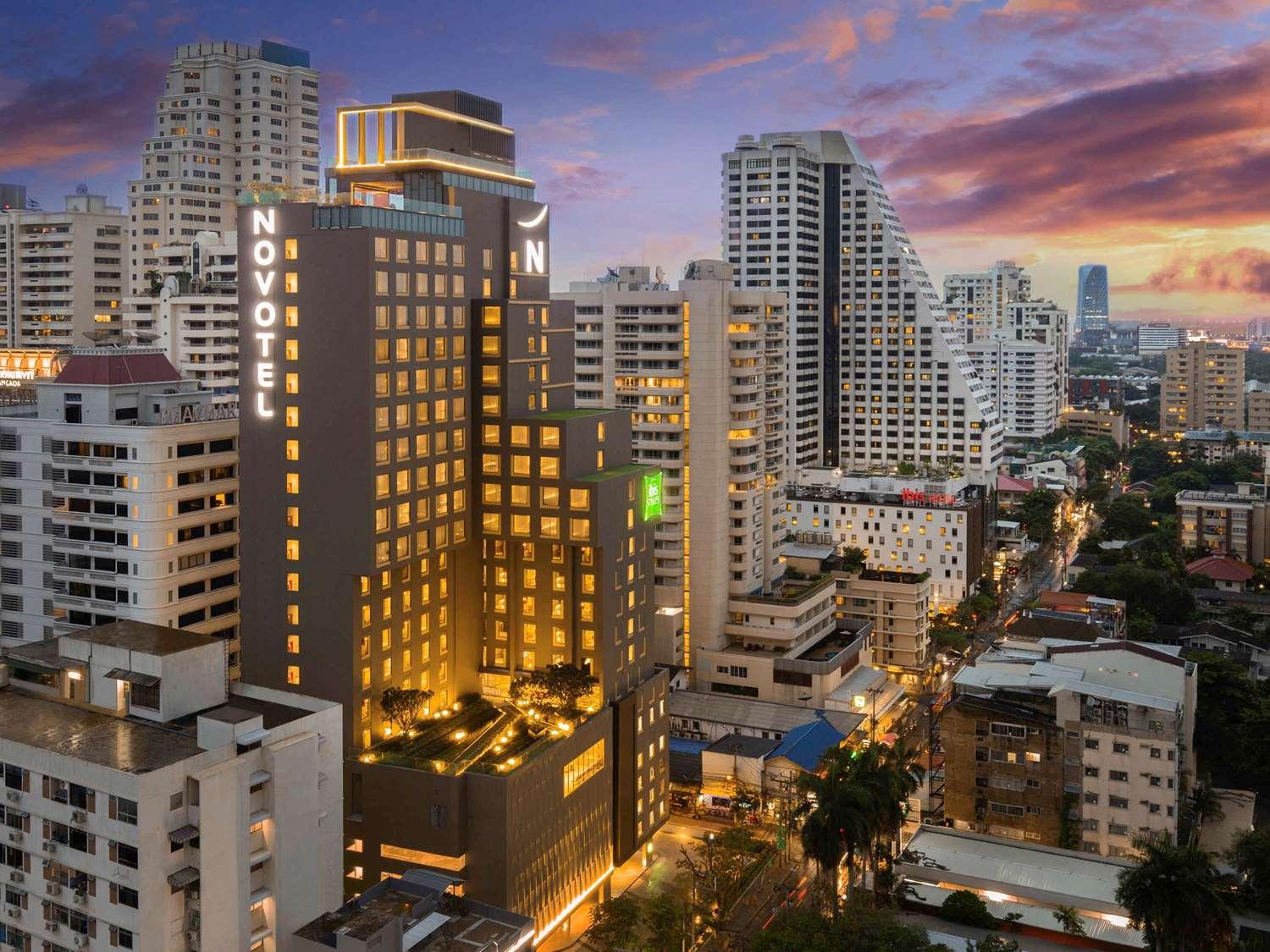 Vista da fachada Novotel Bangkok Sukhumvit 4 (Opening October 2018)