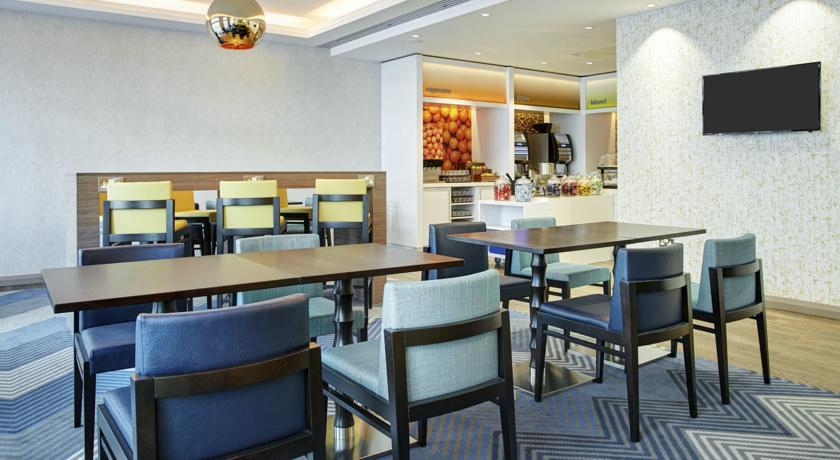 Bar/Salón Hampton by Hilton Glasgow Central