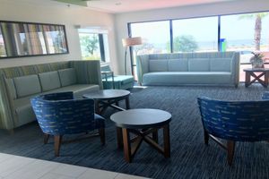 Alojamiento - Holiday Inn Express Biloxi - Beach Blvd by IHG