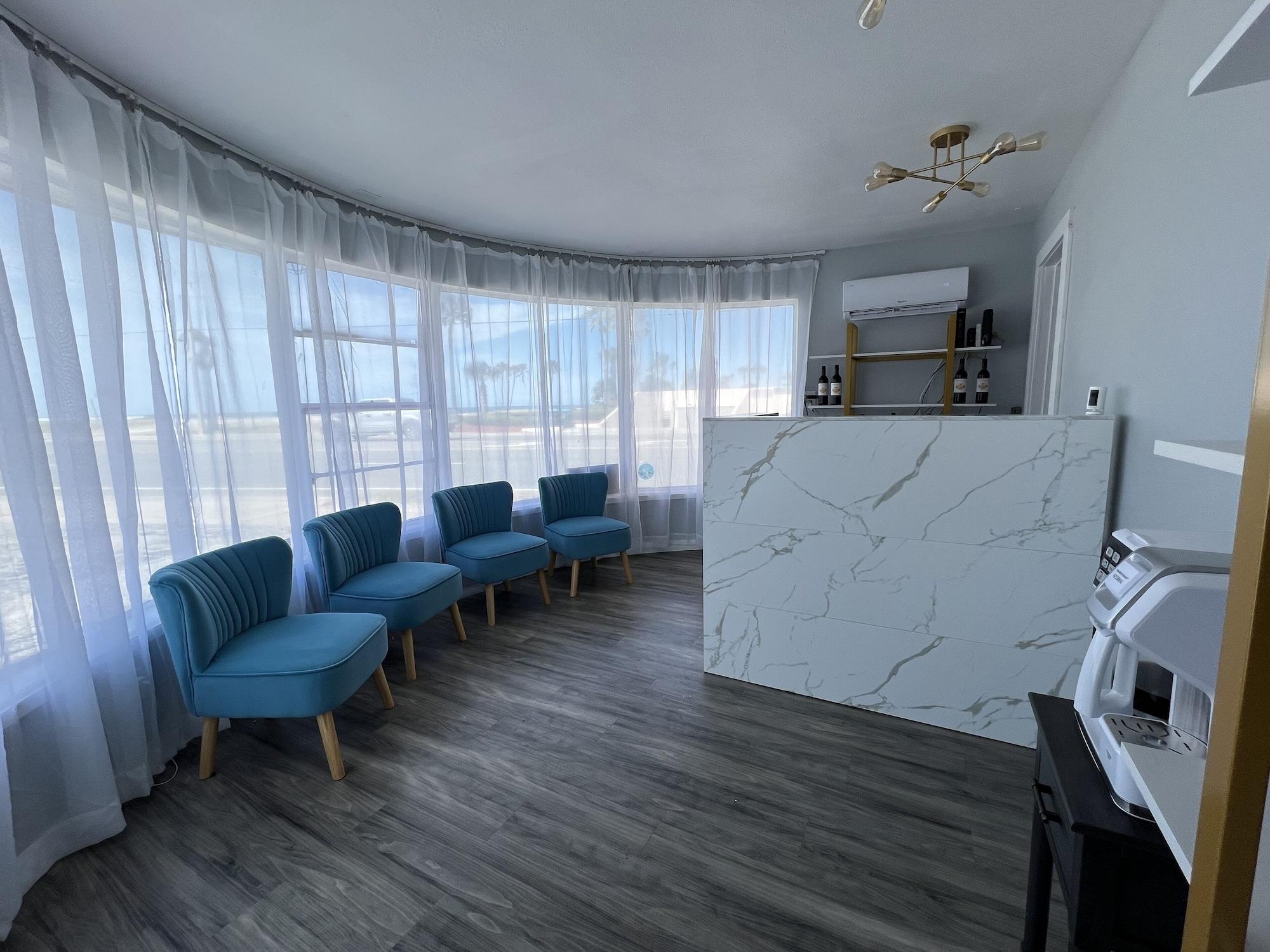 Vista Lobby 1915 Beach Club