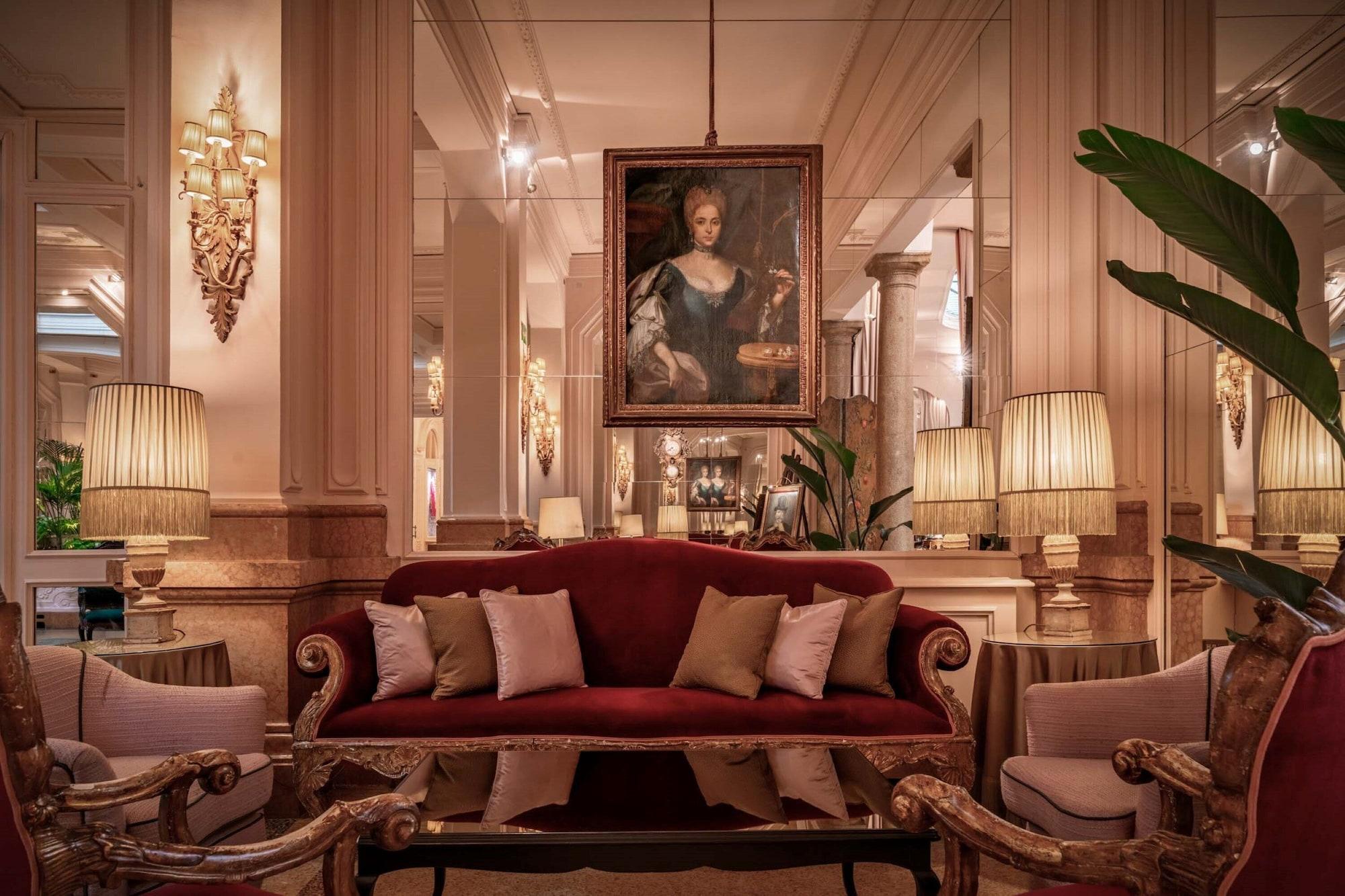 Vista Lobby Grand Hotel et de Milan