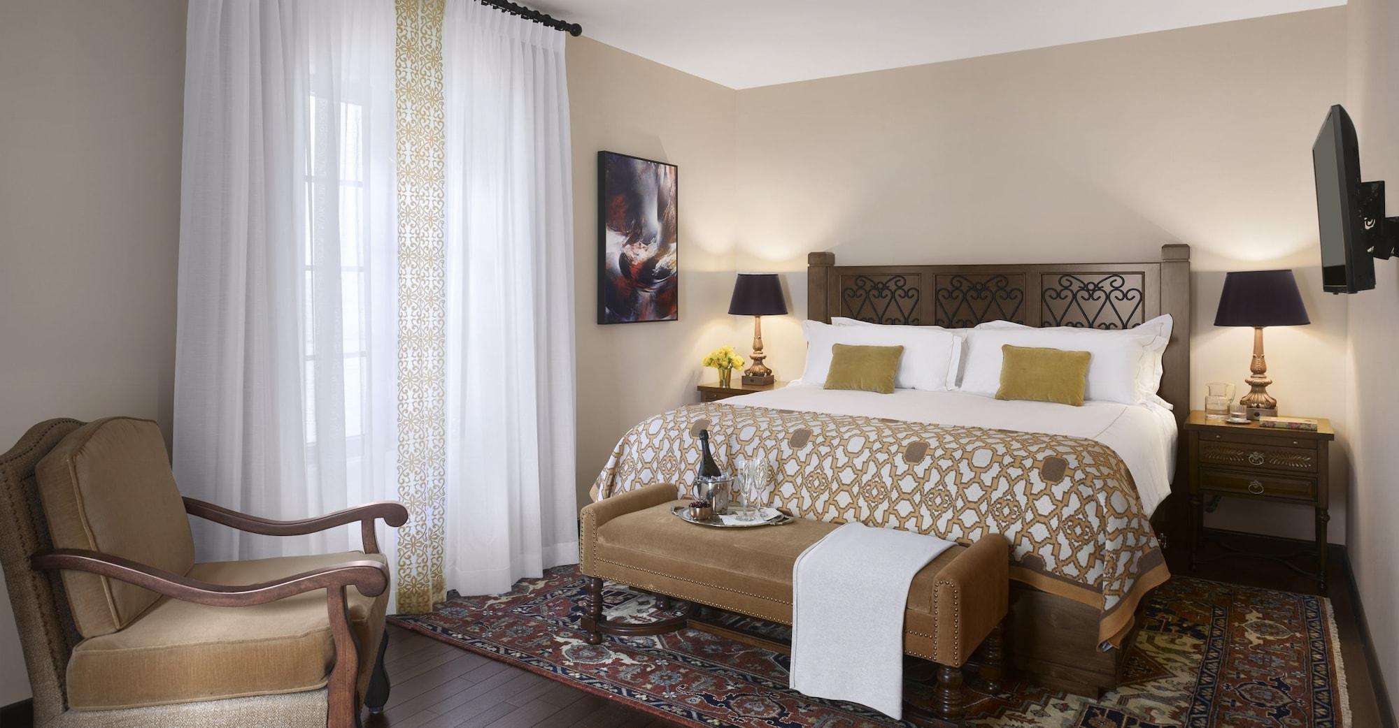 Habitación Plaza La Reina
