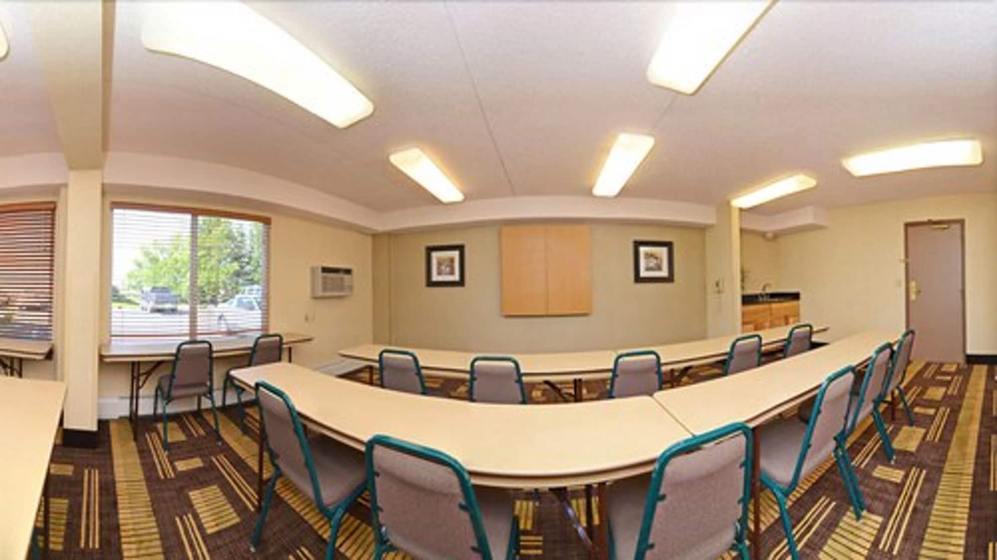 Sala de Reuniones Days Inn by Wyndham Bismarck