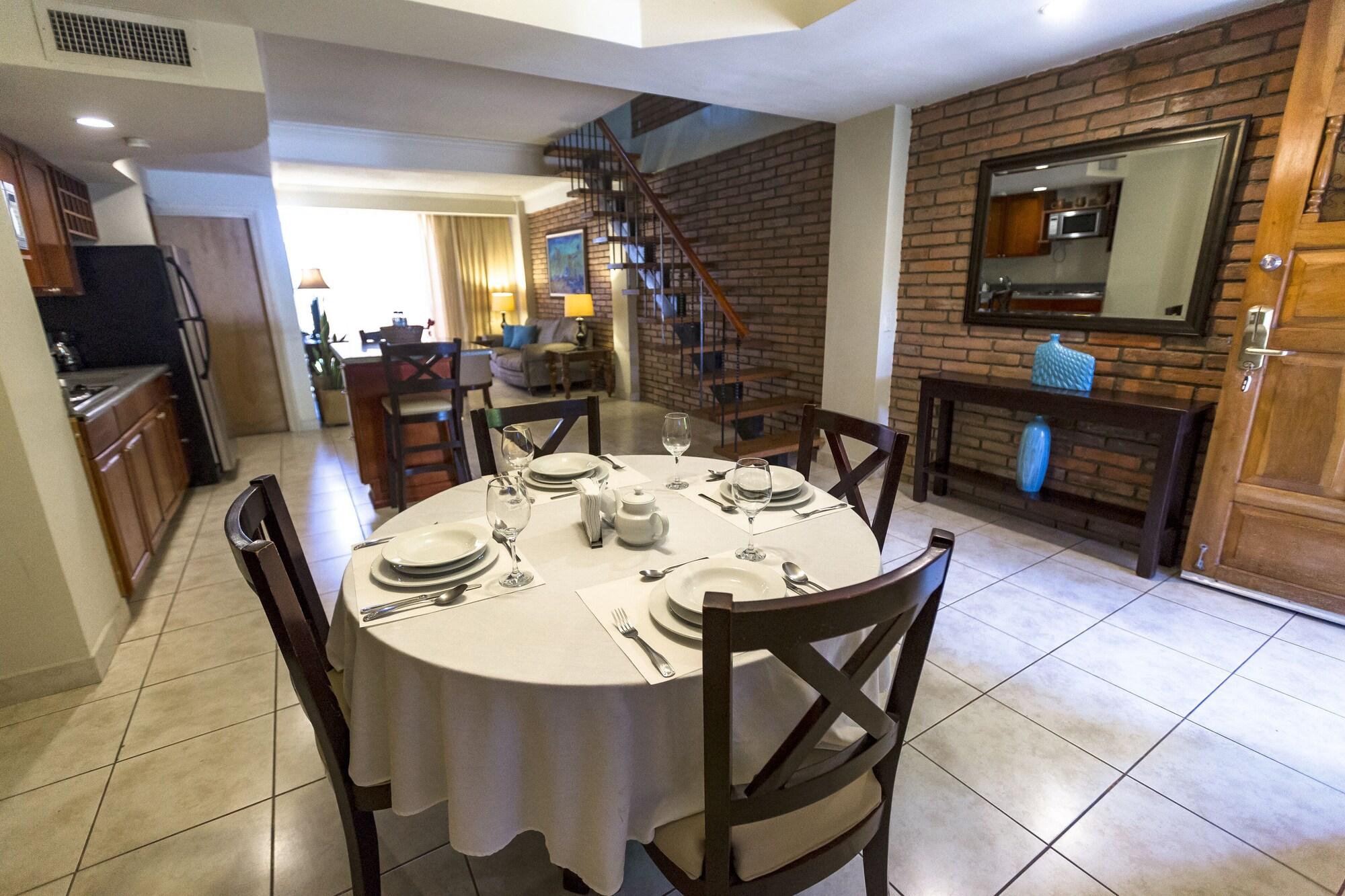 Equipamiento de Habitación Los Altos Apartments & Studios